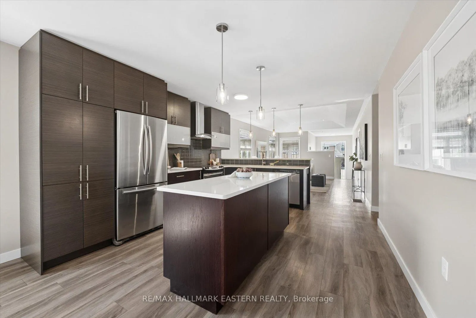 Photo 12 of 2510 Cunningham Boulevard, Peterborough, Ashburnham Ward 4 — HOMEH