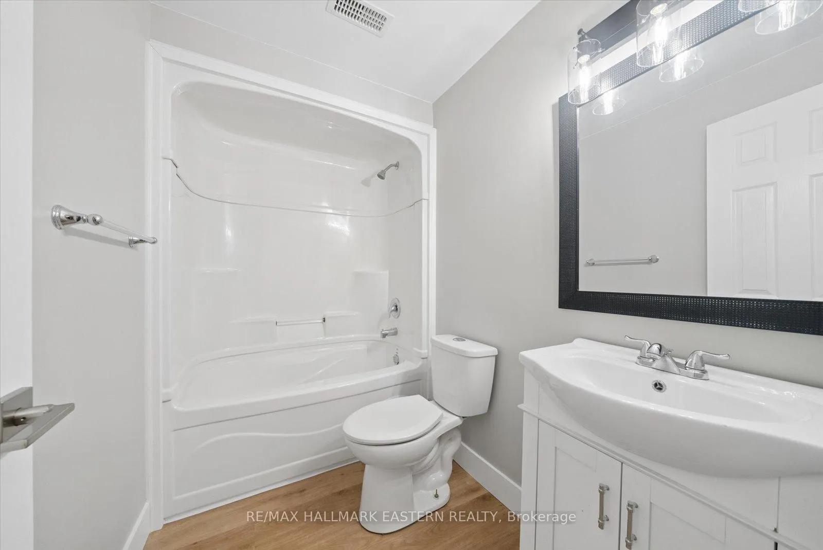 Photo 30 of 2510 Cunningham Boulevard, Peterborough, Ashburnham Ward 4 — HOMEH