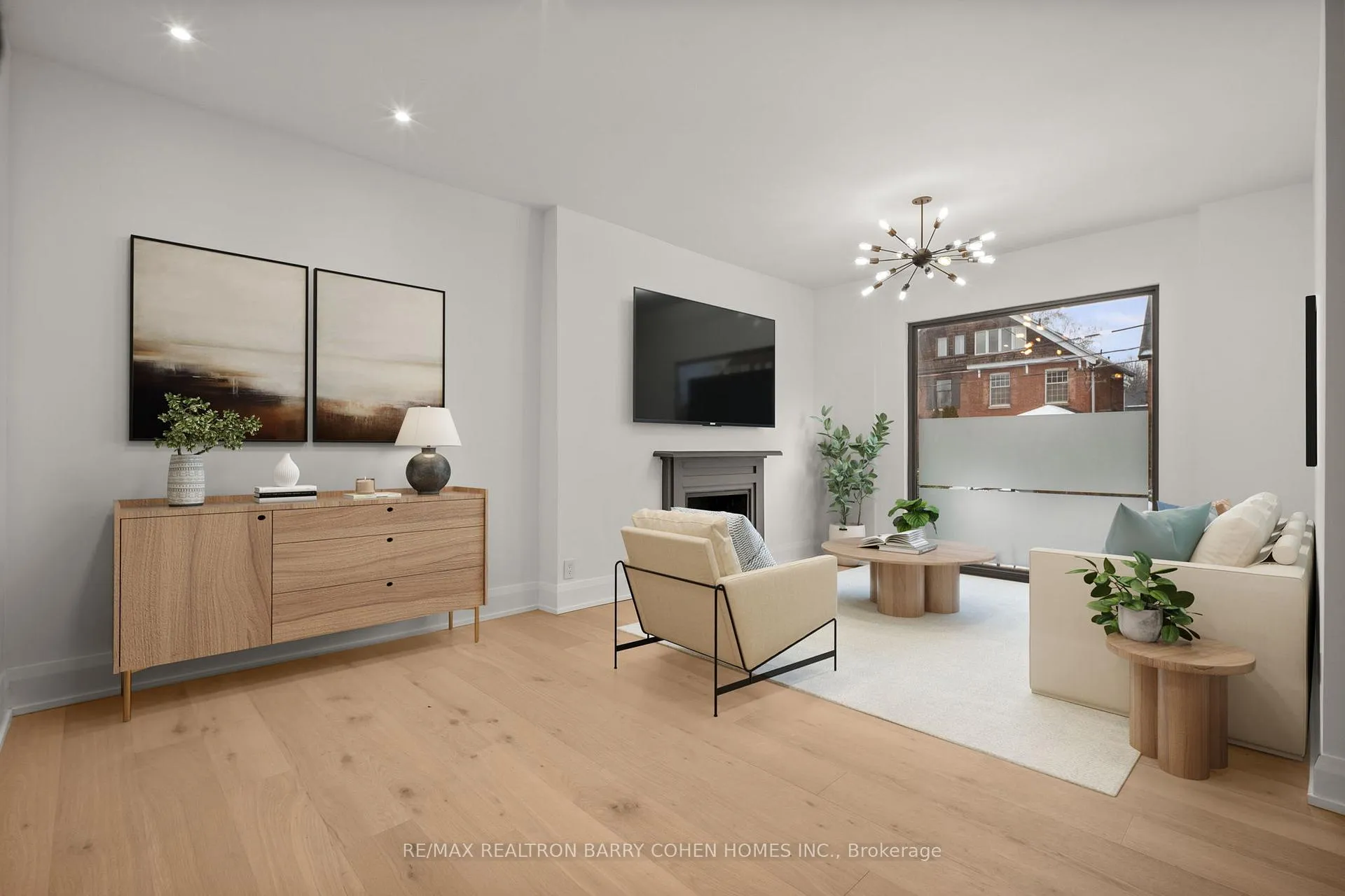 Photo 6 of 231 Macpherson Avenue, Toronto, Casa Loma — HOMEH