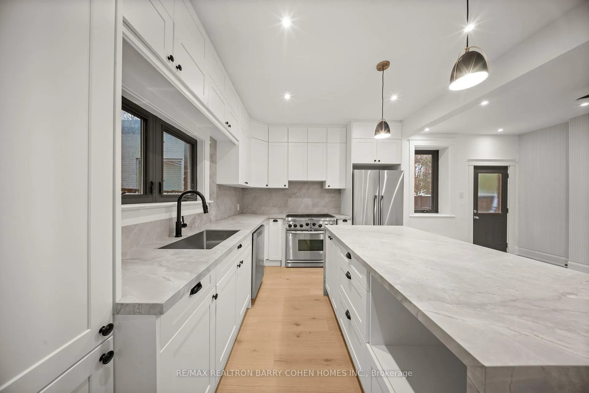 Photo 12 of 231 Macpherson Avenue, Toronto, Casa Loma — HOMEH
