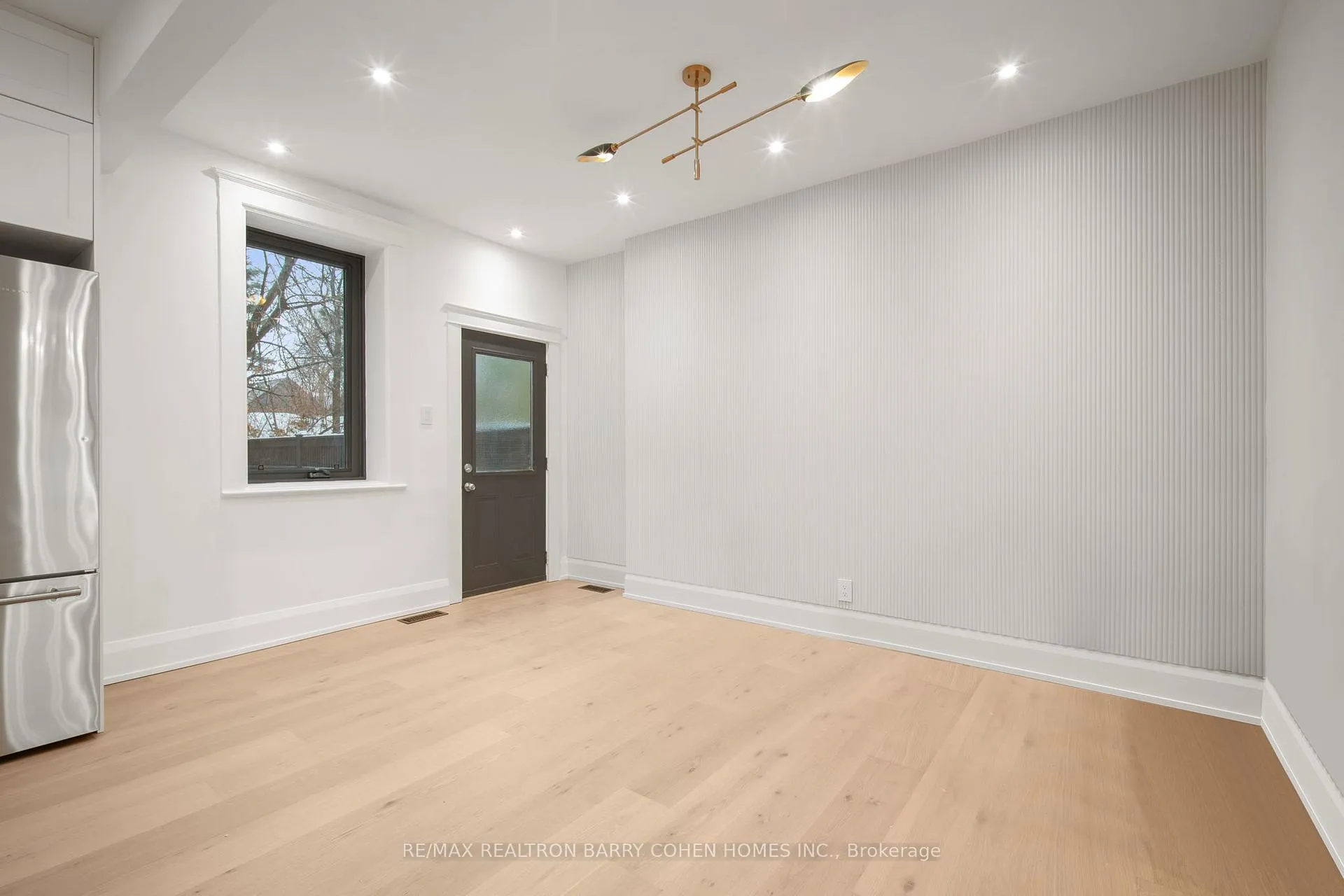 Photo 13 of 231 Macpherson Avenue, Toronto, Casa Loma — HOMEH