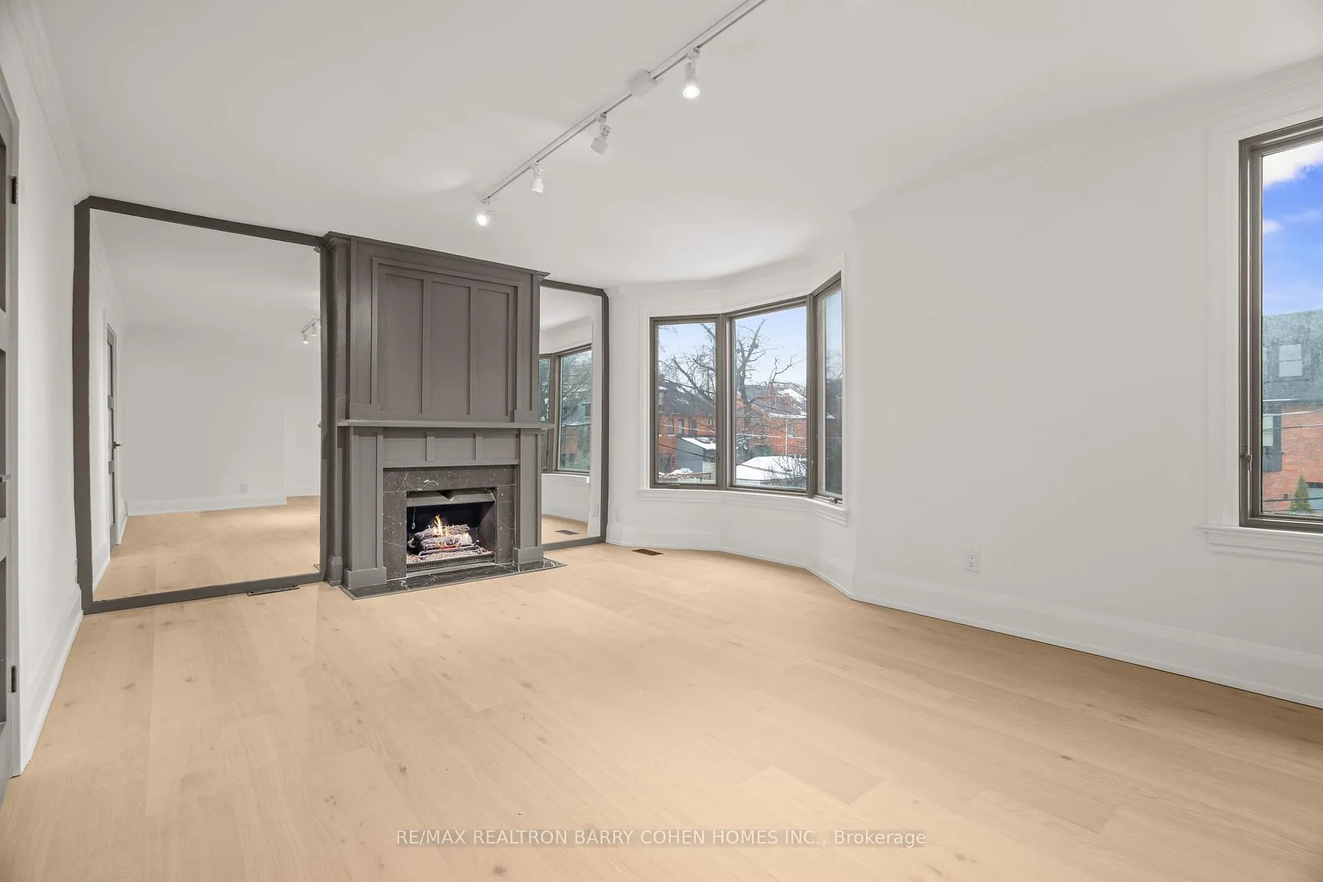Photo 19 of 231 Macpherson Avenue, Toronto, Casa Loma — HOMEH