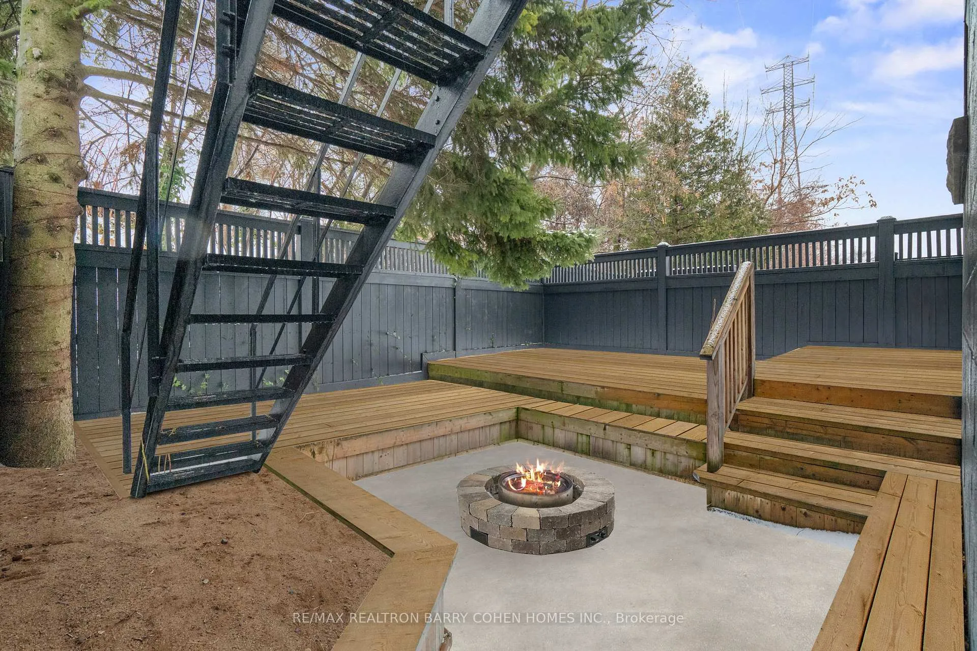 Photo 40 of 231 Macpherson Avenue, Toronto, Casa Loma — HOMEH