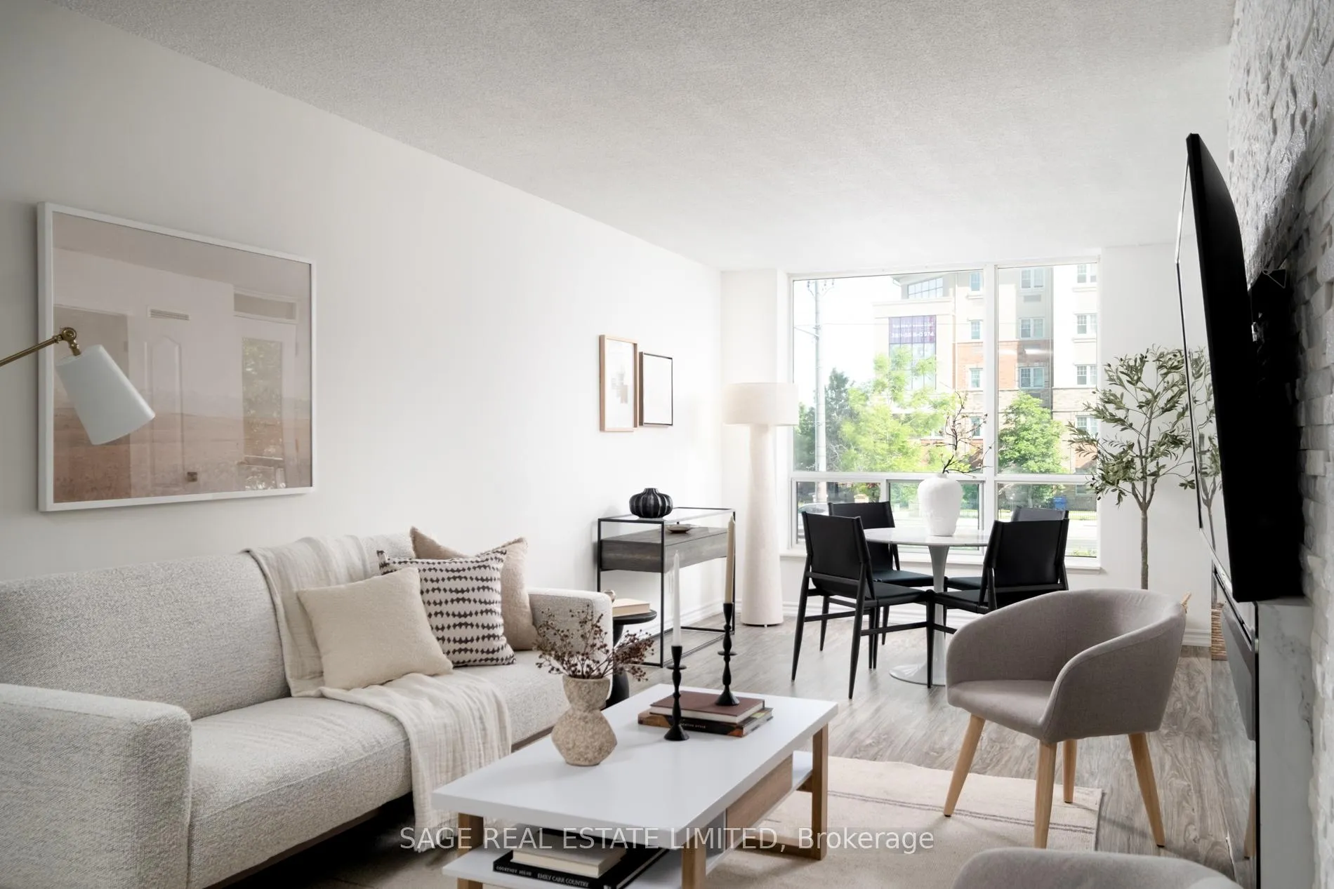 Front of Unit 203, 745 New Westminster Drive