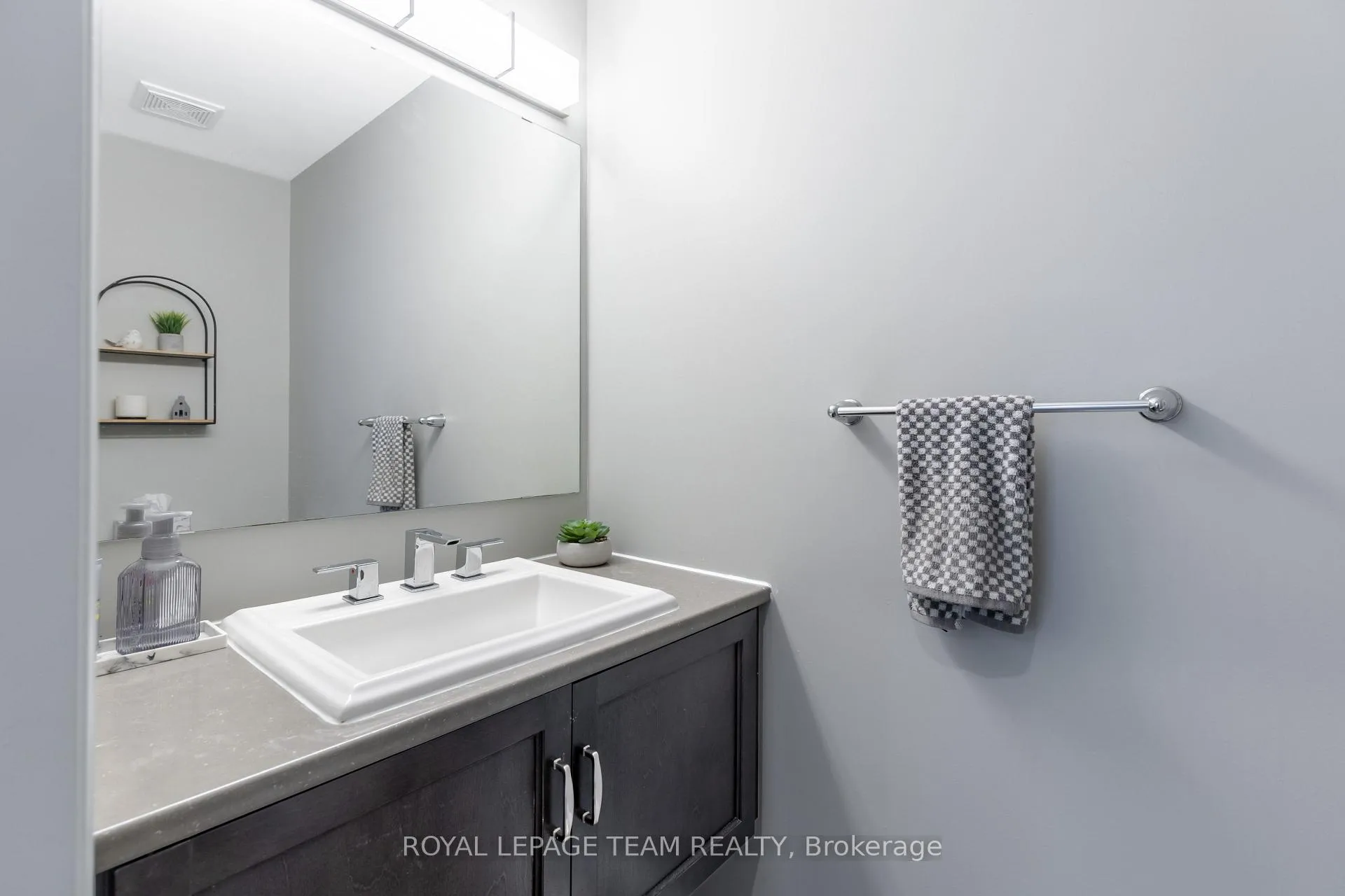 Photo 18 of 512 Breccia Heights, Ottawa, Kanata - Kanata Lakes/Heritage Hills — HOMEH