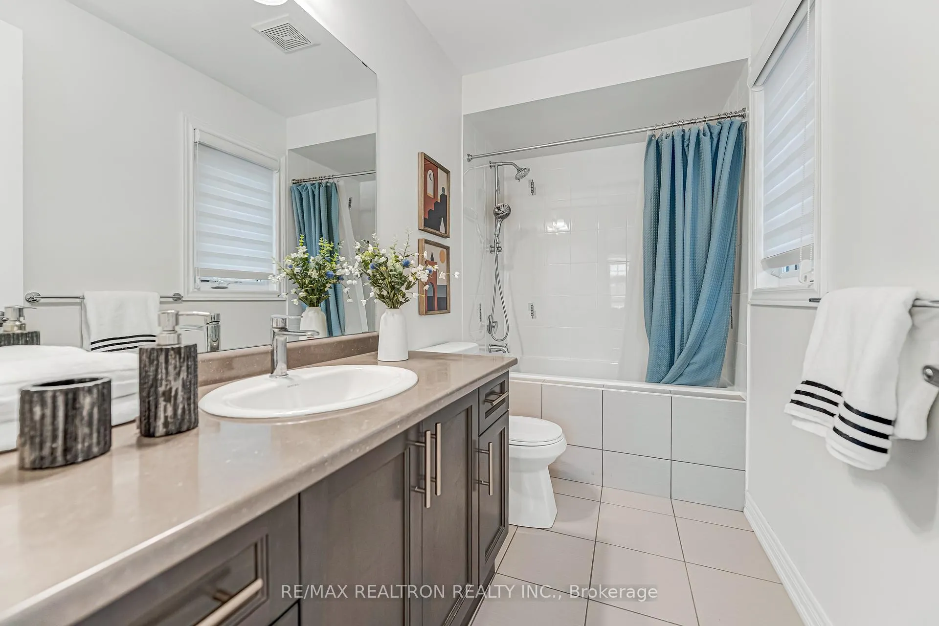 Photo 40 of 356 Hartwell Way, Aurora, Rural Aurora — HOMEH