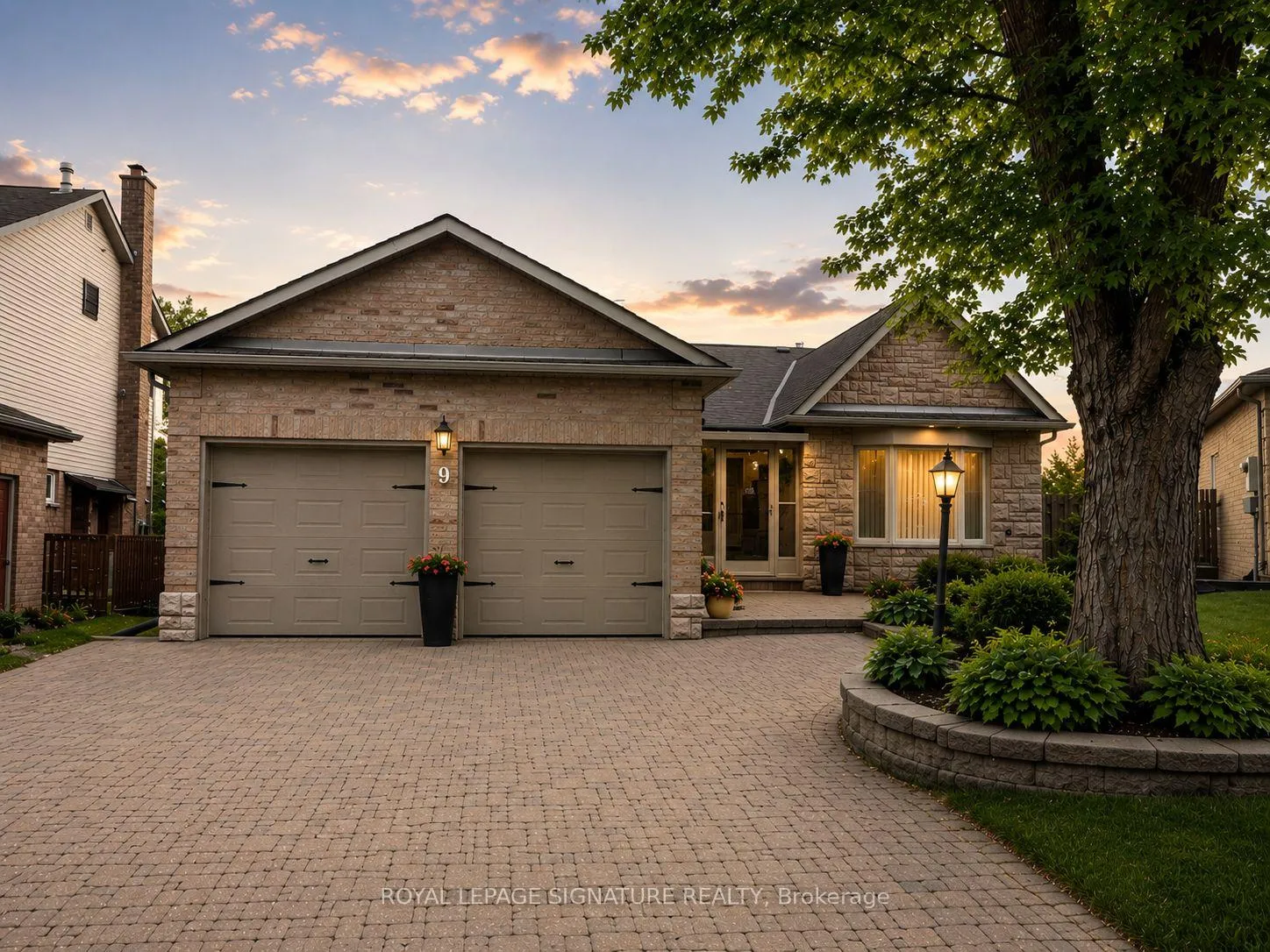 Photo 1 of 9 Beatty Crescent, Aurora, Aurora Highlands — HOMEH