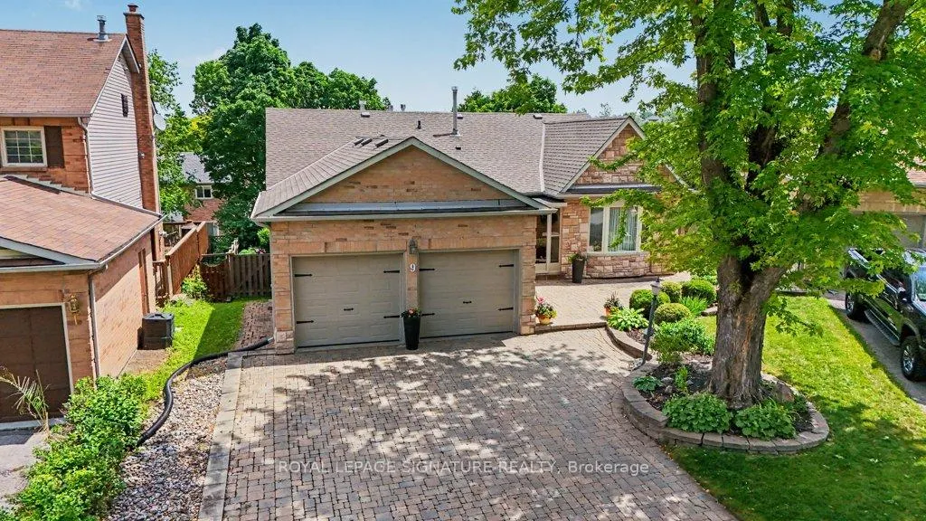 Photo 7 of 9 Beatty Crescent, Aurora, Aurora Highlands — HOMEH