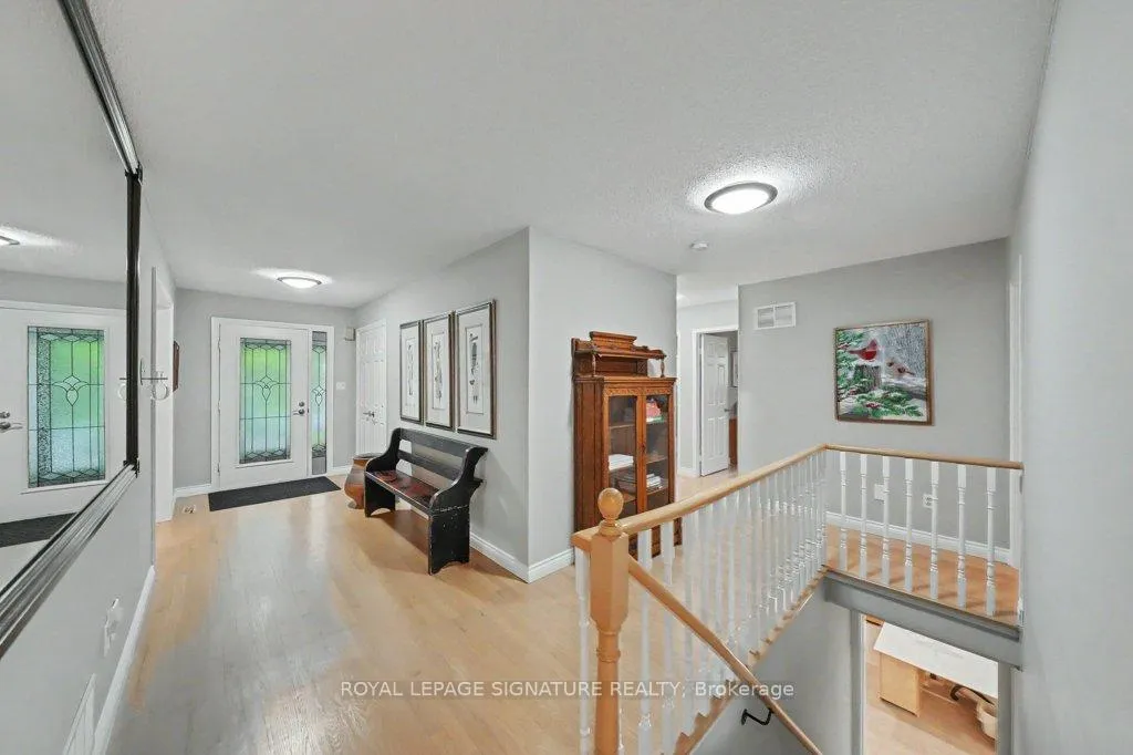 Photo 14 of 9 Beatty Crescent, Aurora, Aurora Highlands — HOMEH