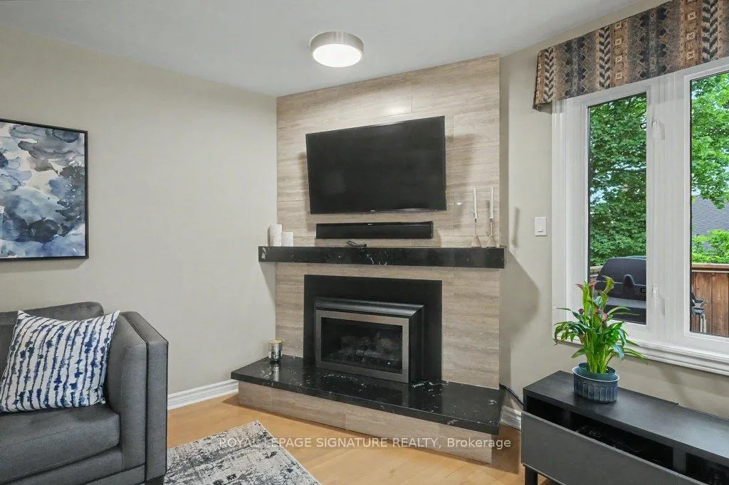 Photo 21 of 9 Beatty Crescent, Aurora, Aurora Highlands — HOMEH