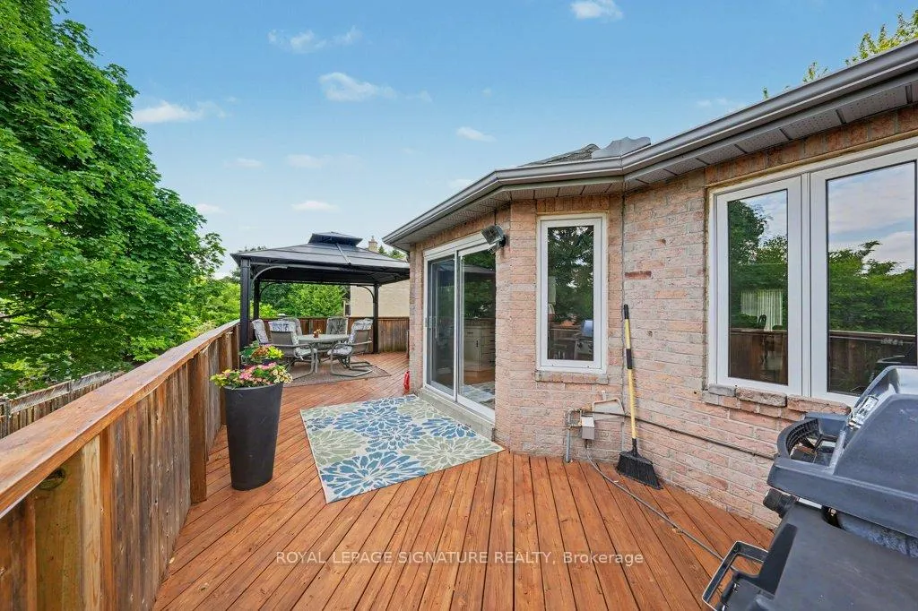 Photo 46 of 9 Beatty Crescent, Aurora, Aurora Highlands — HOMEH