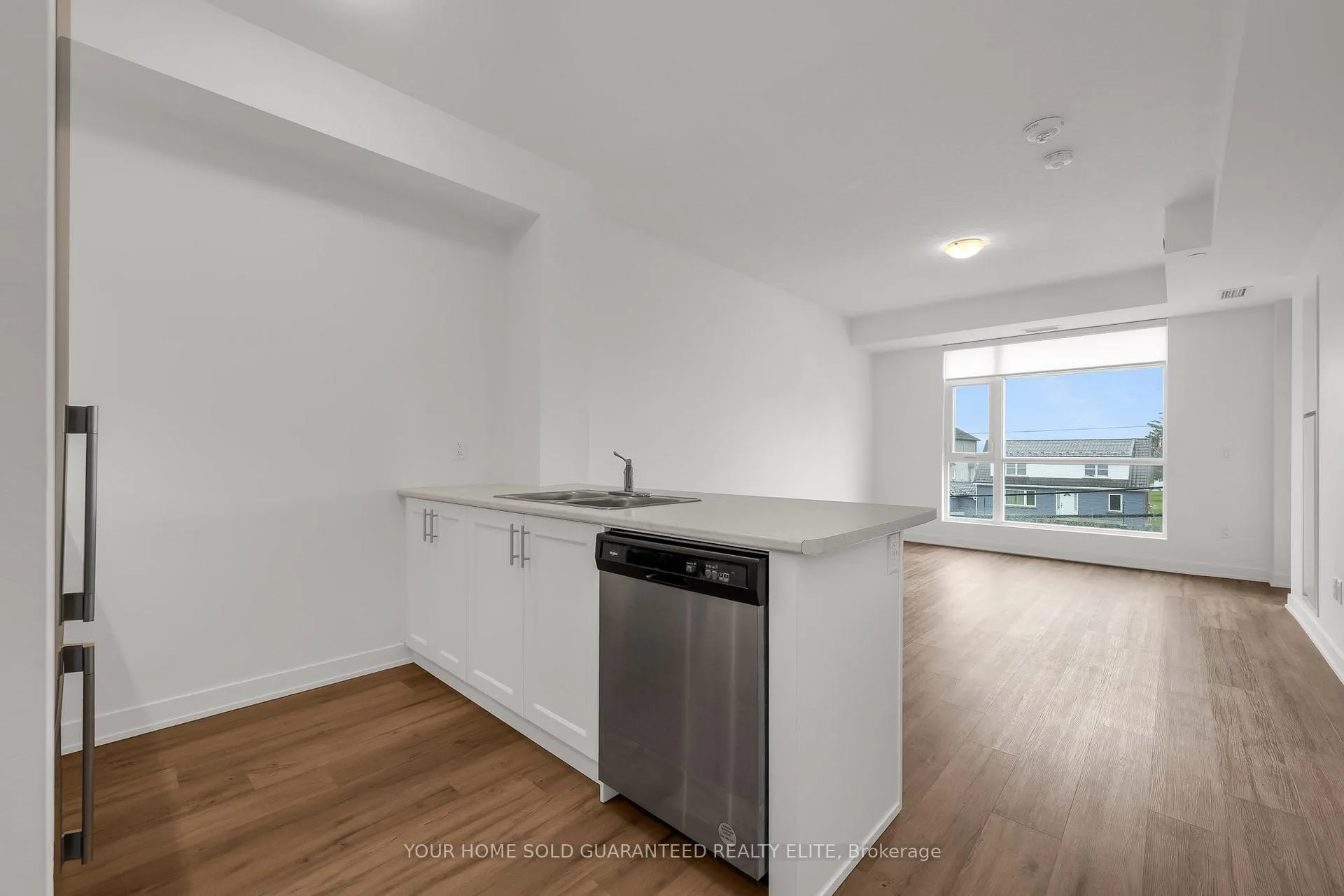 Photo 1 of Unit 211, 600 North Service Road, Hamilton, Lakeshore — HOMEH