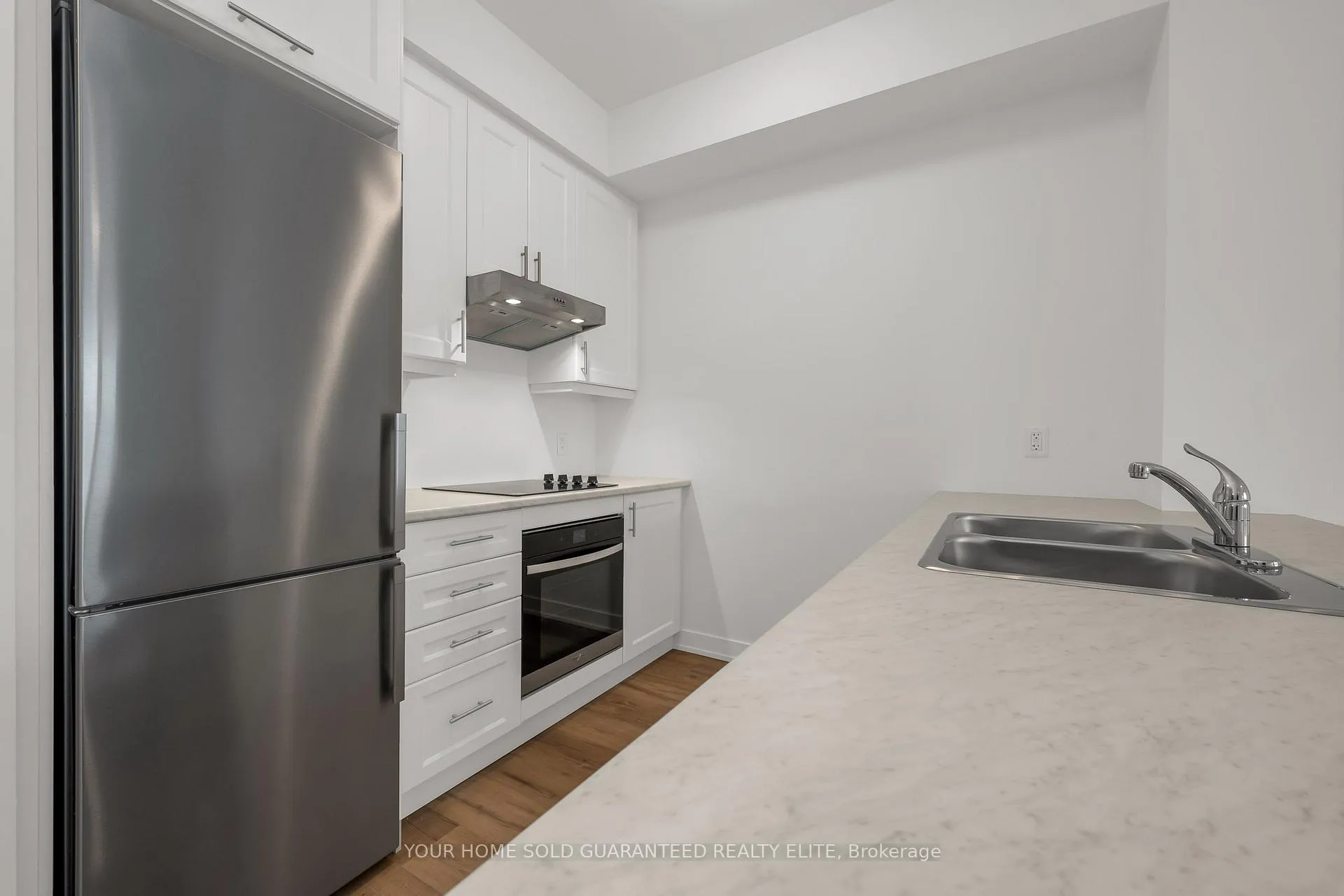 Photo 6 of Unit 211, 600 North Service Road, Hamilton, Lakeshore — HOMEH