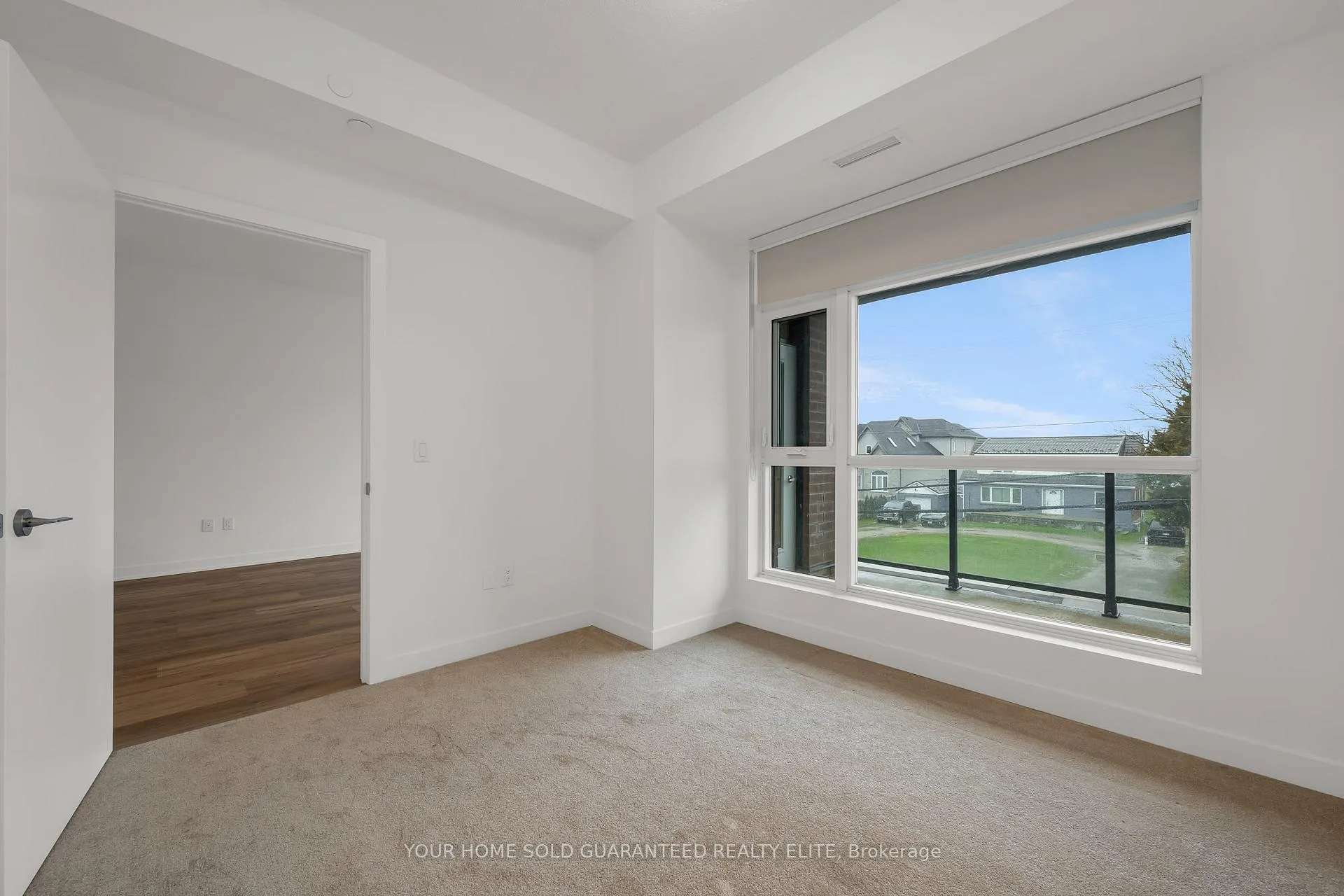Photo 8 of Unit 211, 600 North Service Road, Hamilton, Lakeshore — HOMEH