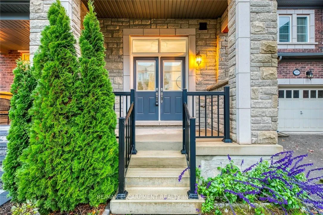 Photo 3 of 3087 Eberly Woods Drive, Oakville, Glenorchy — HOMEH