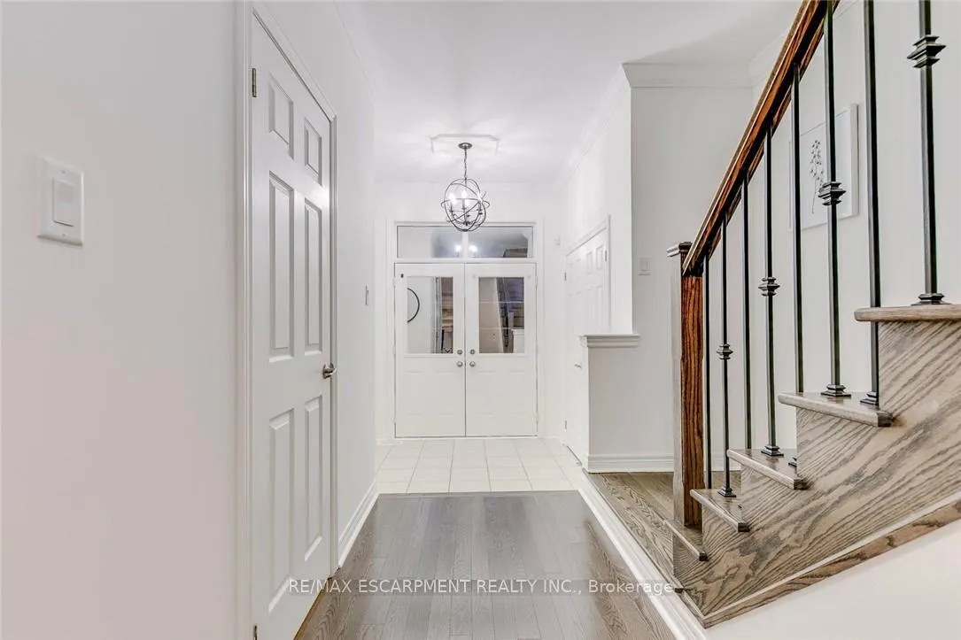 Photo 5 of 3087 Eberly Woods Drive, Oakville, Glenorchy — HOMEH