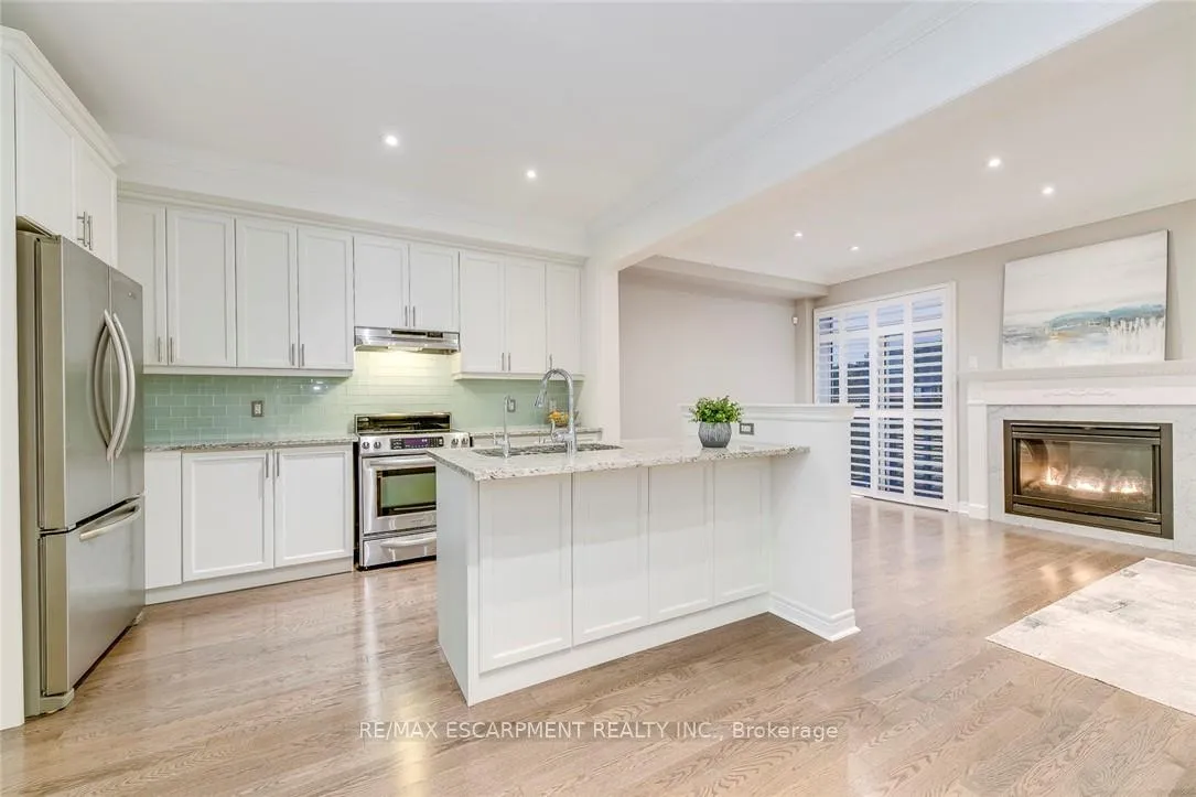 Photo 8 of 3087 Eberly Woods Drive, Oakville, Glenorchy — HOMEH