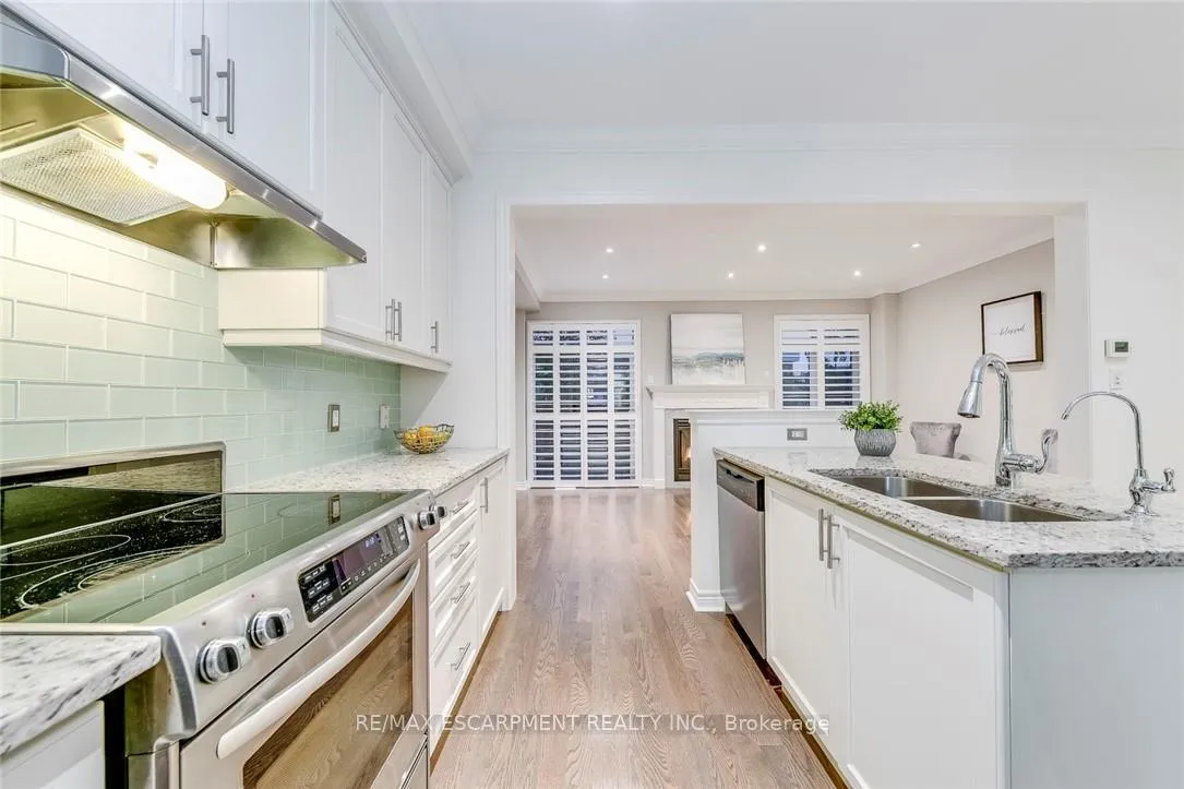 Photo 11 of 3087 Eberly Woods Drive, Oakville, Glenorchy — HOMEH