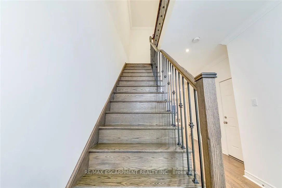 Photo 20 of 3087 Eberly Woods Drive, Oakville, Glenorchy — HOMEH