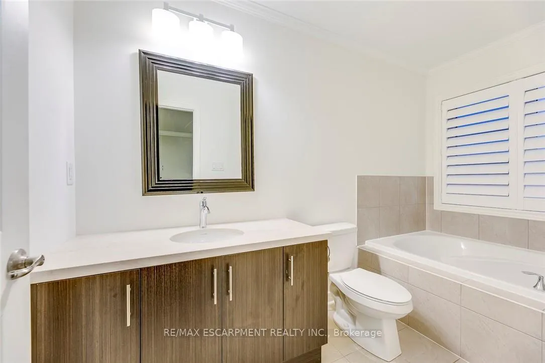 Photo 24 of 3087 Eberly Woods Drive, Oakville, Glenorchy — HOMEH