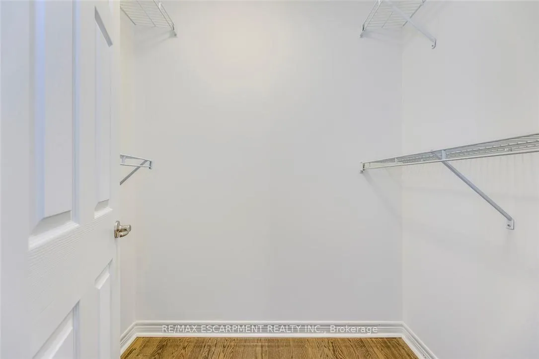 Photo 26 of 3087 Eberly Woods Drive, Oakville, Glenorchy — HOMEH