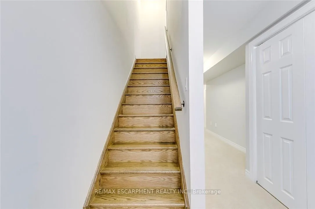 Photo 31 of 3087 Eberly Woods Drive, Oakville, Glenorchy — HOMEH