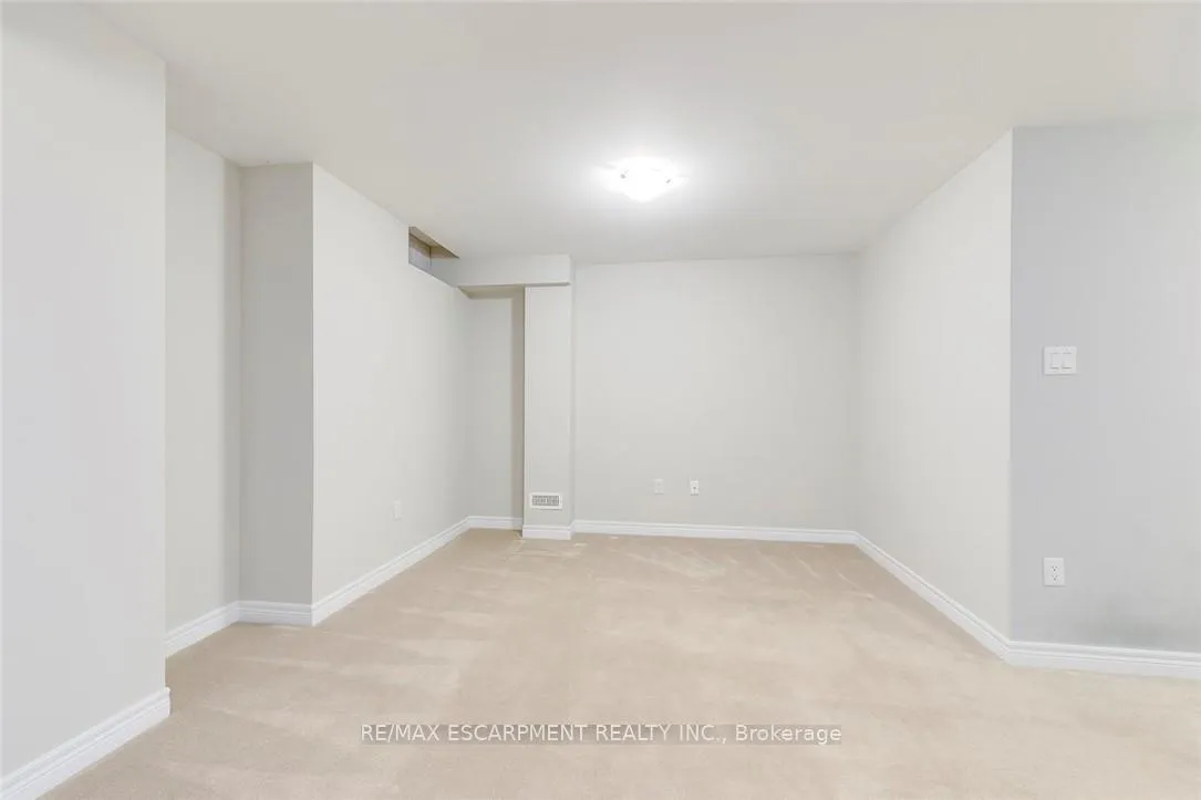 Photo 35 of 3087 Eberly Woods Drive, Oakville, Glenorchy — HOMEH