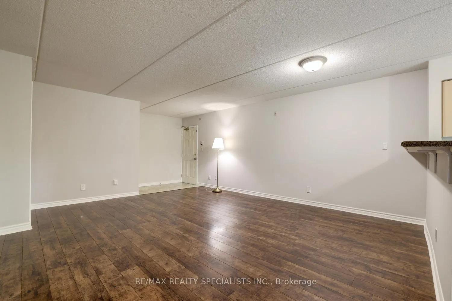 Photo 7 of Unit 107, 1490 Bishops Gate, Oakville, Glen Abbey — HOMEH