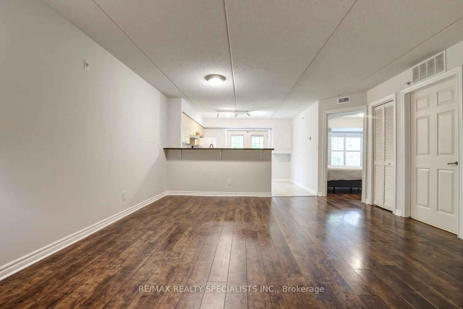 Photo 10 of Unit 107, 1490 Bishops Gate, Oakville, Glen Abbey — HOMEH