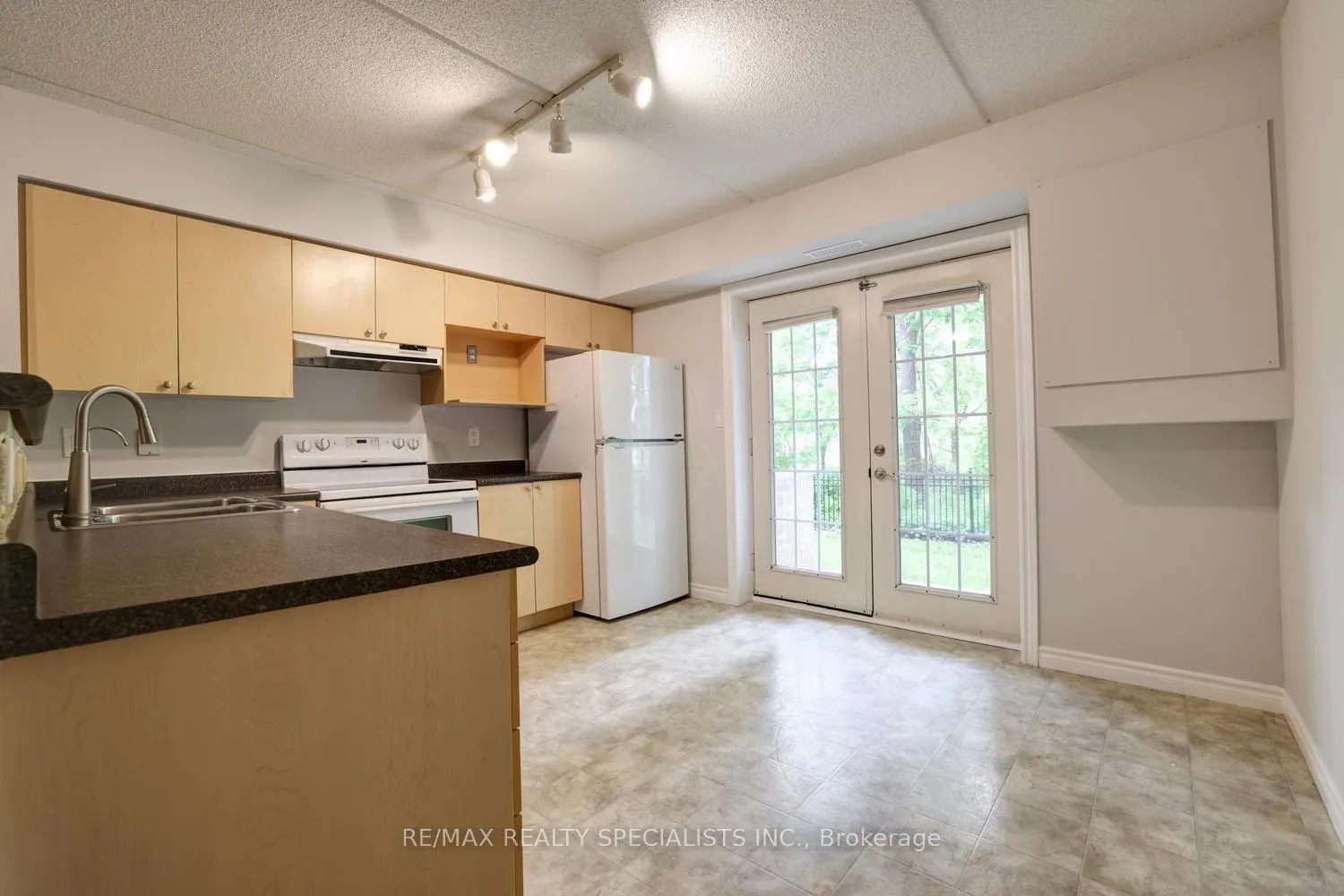 Photo 24 of Unit 107, 1490 Bishops Gate, Oakville, Glen Abbey — HOMEH