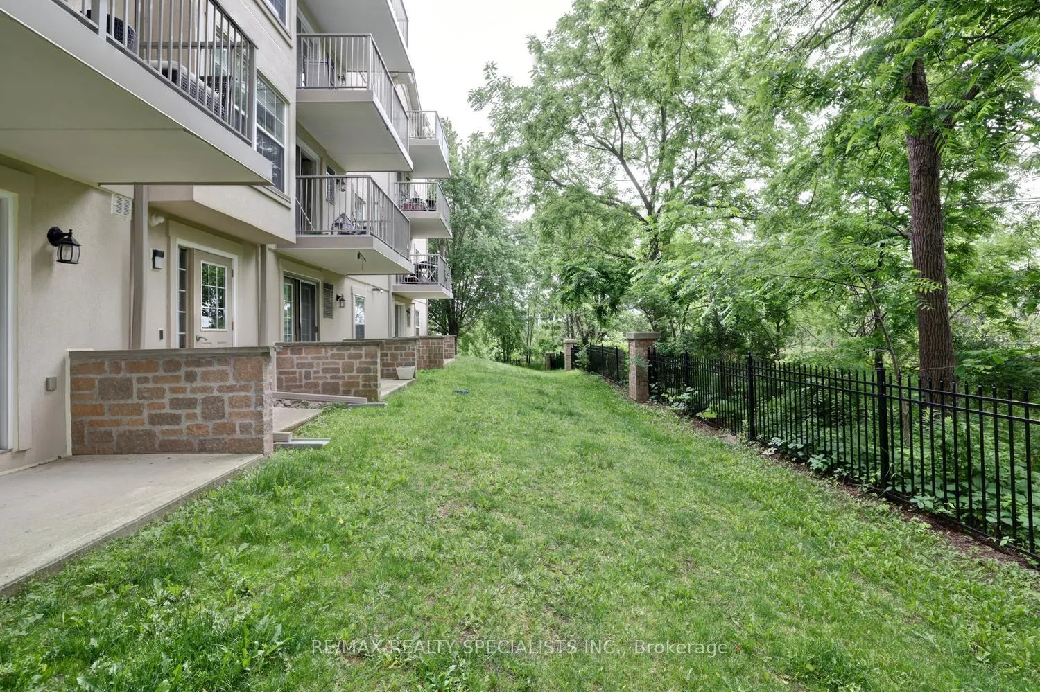 Photo 30 of Unit 107, 1490 Bishops Gate, Oakville, Glen Abbey — HOMEH