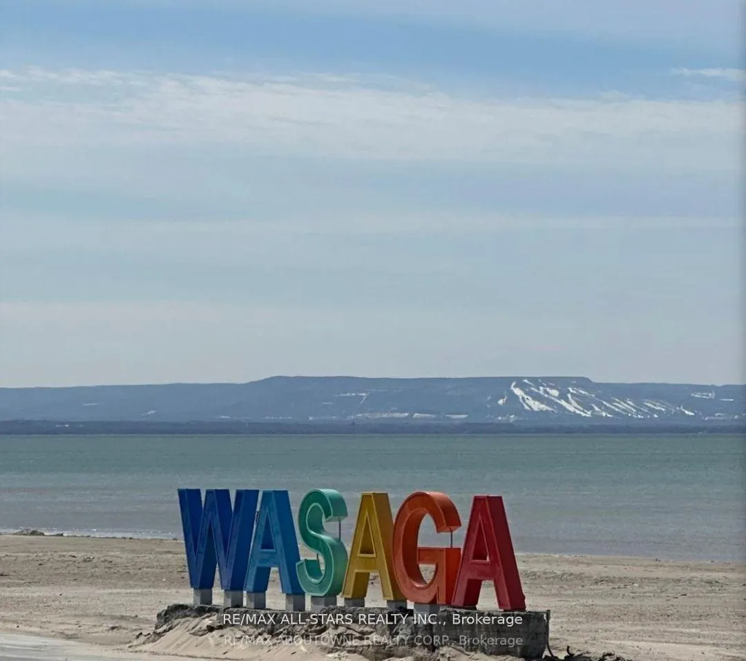 Photo 2 of 1 Kenora Trail, Wasaga Beach — HOMEH