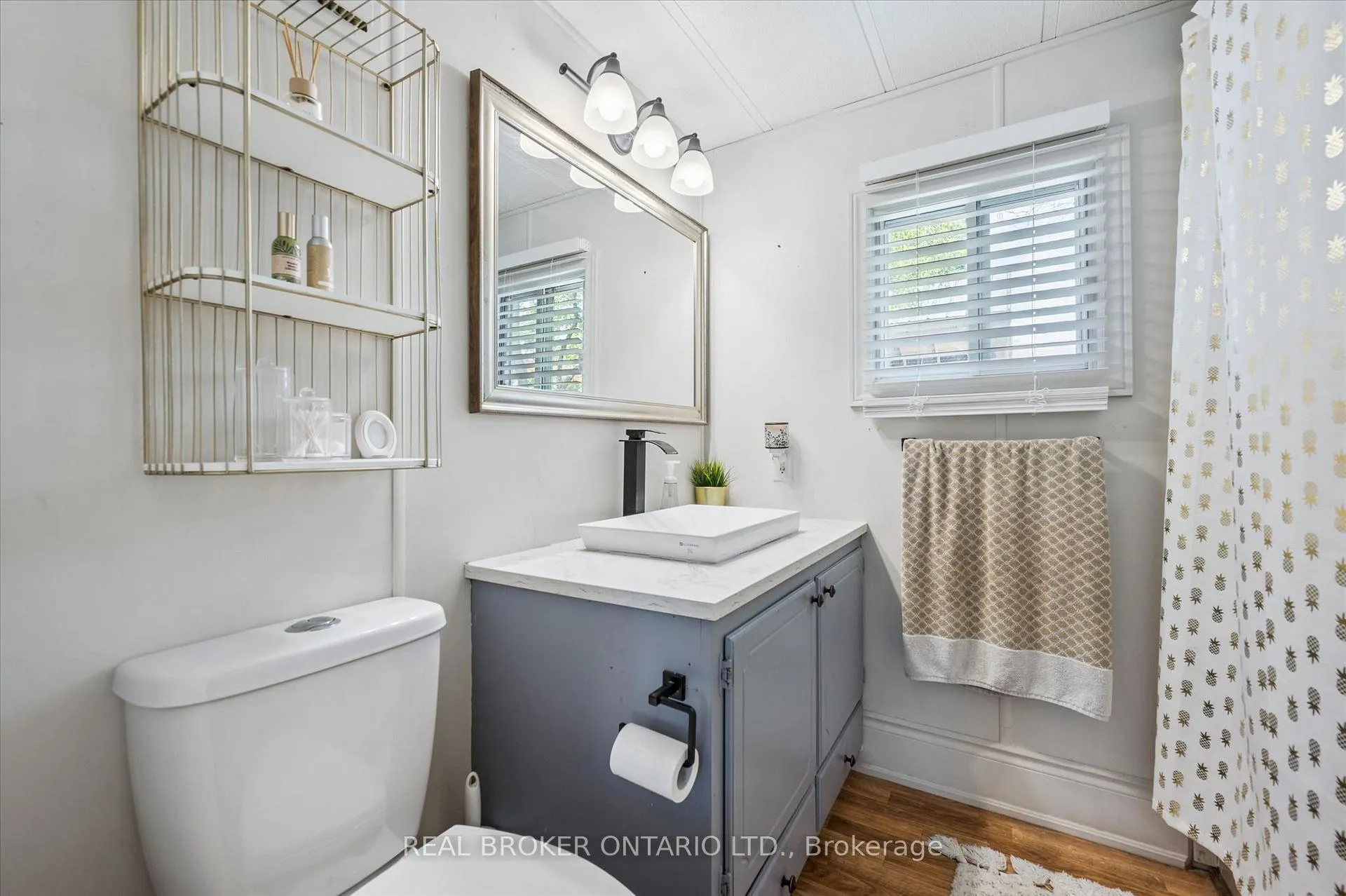 Photo 17 of 165 Cedar Crescent, Centre Wellington, Rural Centre Wellington East — HOMEH
