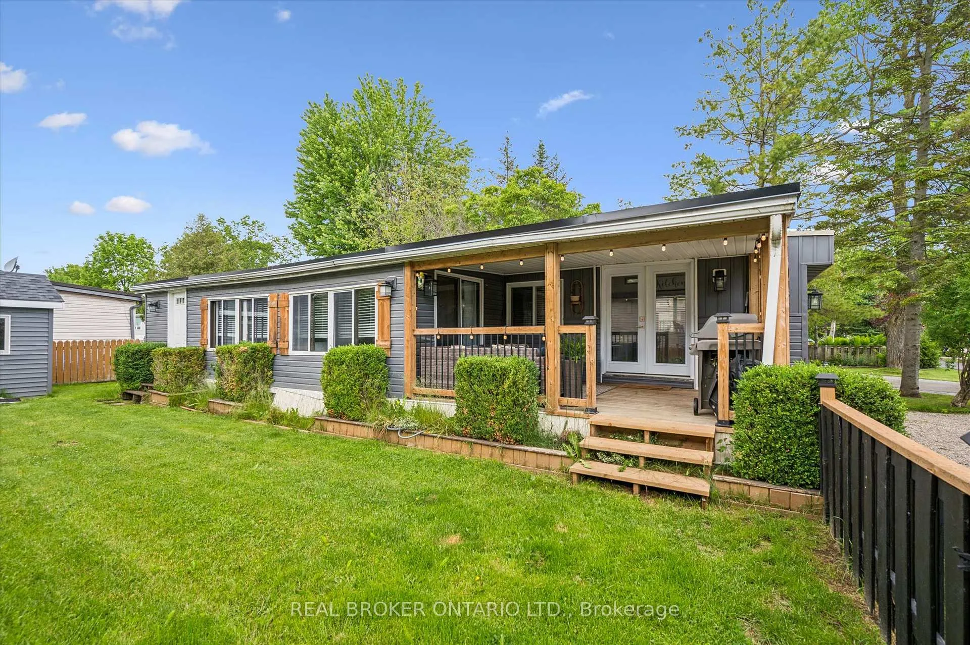 Photo 18 of 165 Cedar Crescent, Centre Wellington, Rural Centre Wellington East — HOMEH