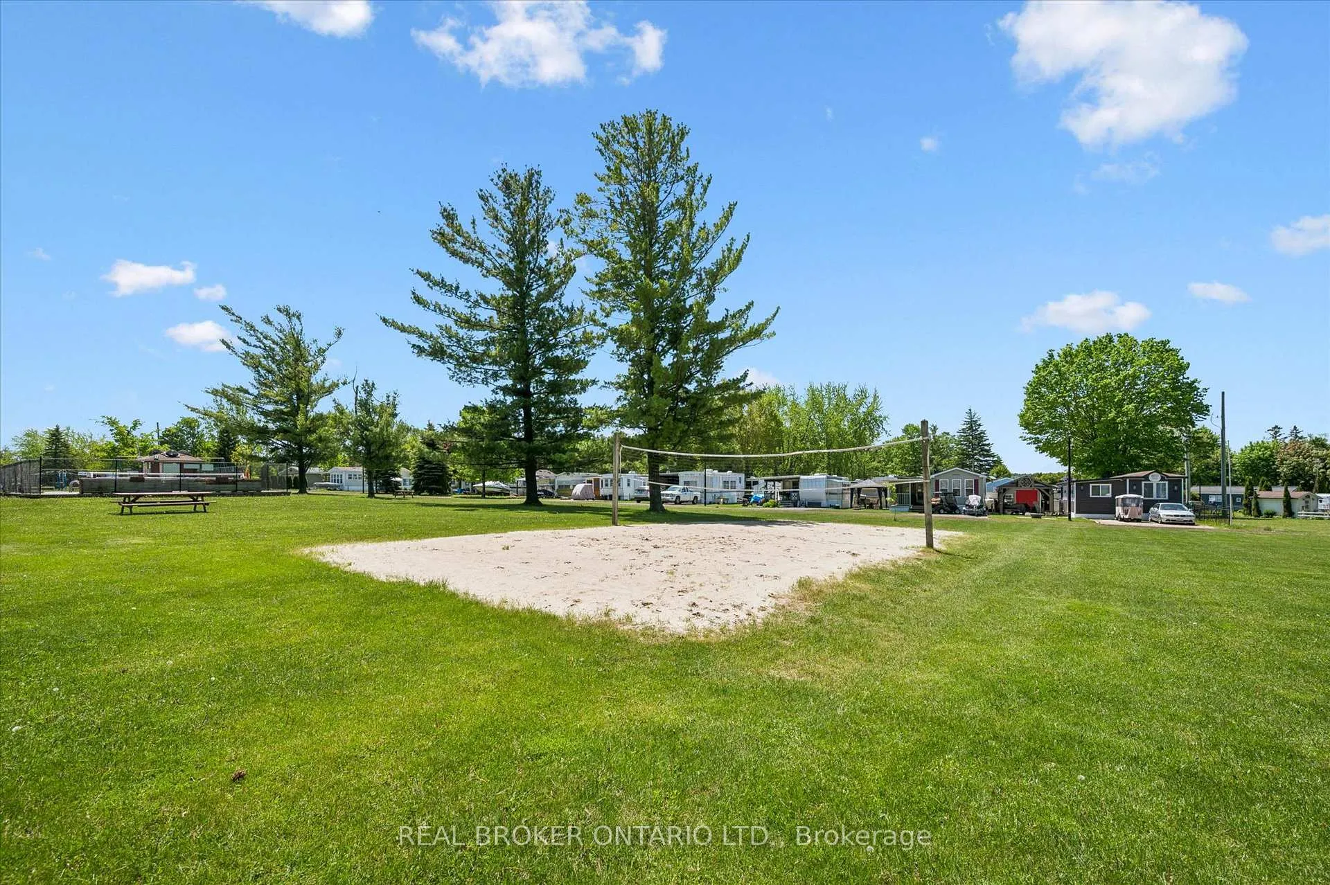 Photo 26 of 165 Cedar Crescent, Centre Wellington, Rural Centre Wellington East — HOMEH