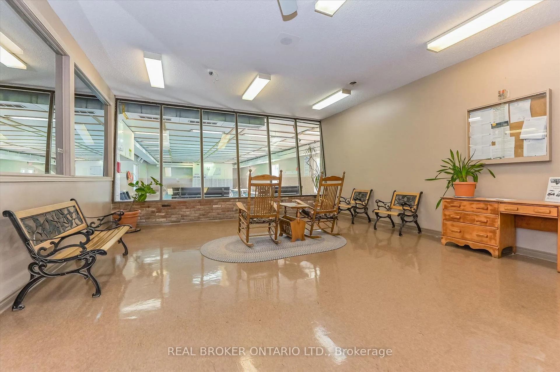 Photo 30 of 165 Cedar Crescent, Centre Wellington, Rural Centre Wellington East — HOMEH