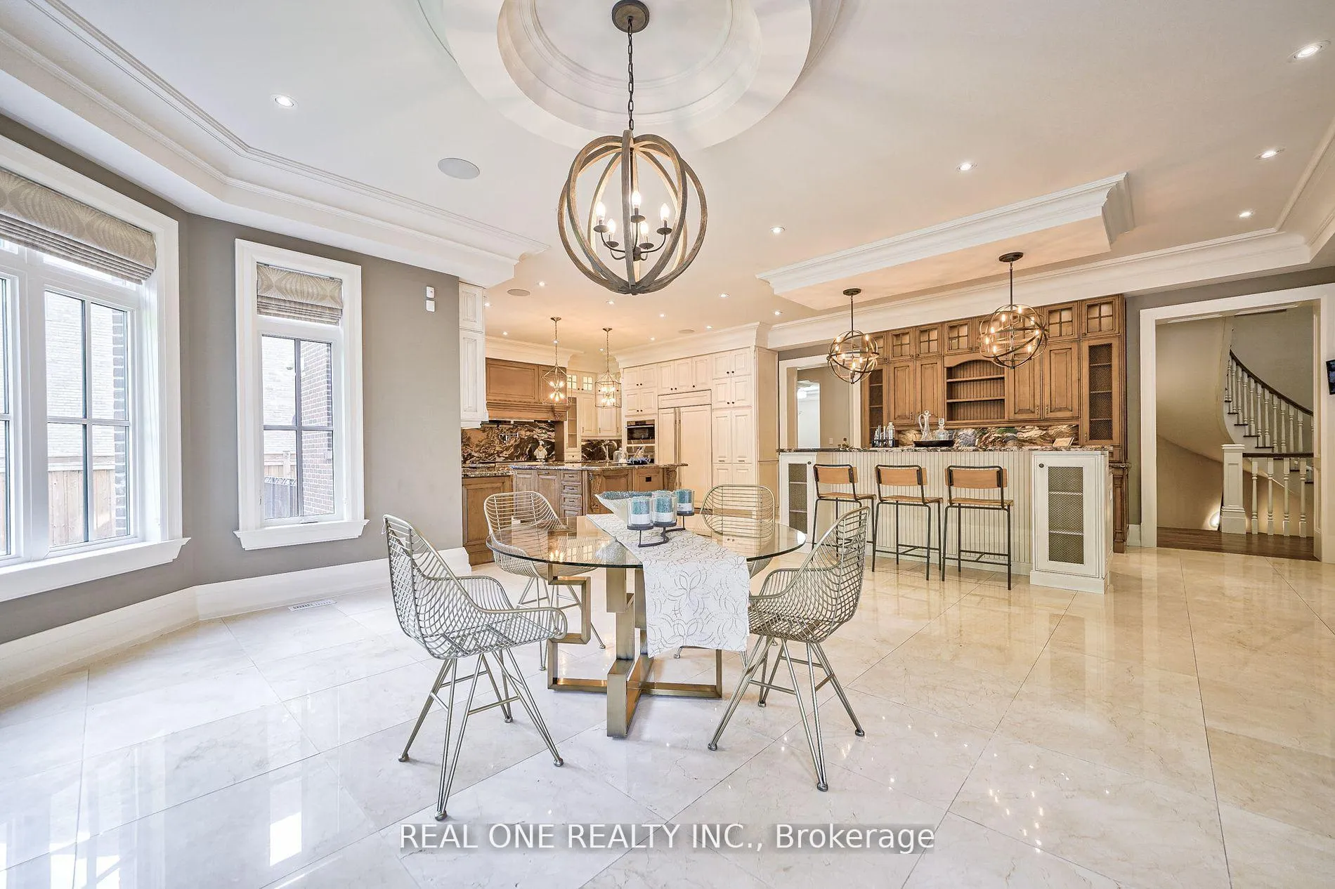 Photo 16 of 54 Davina Circle, Aurora, Aurora Estates — HOMEH