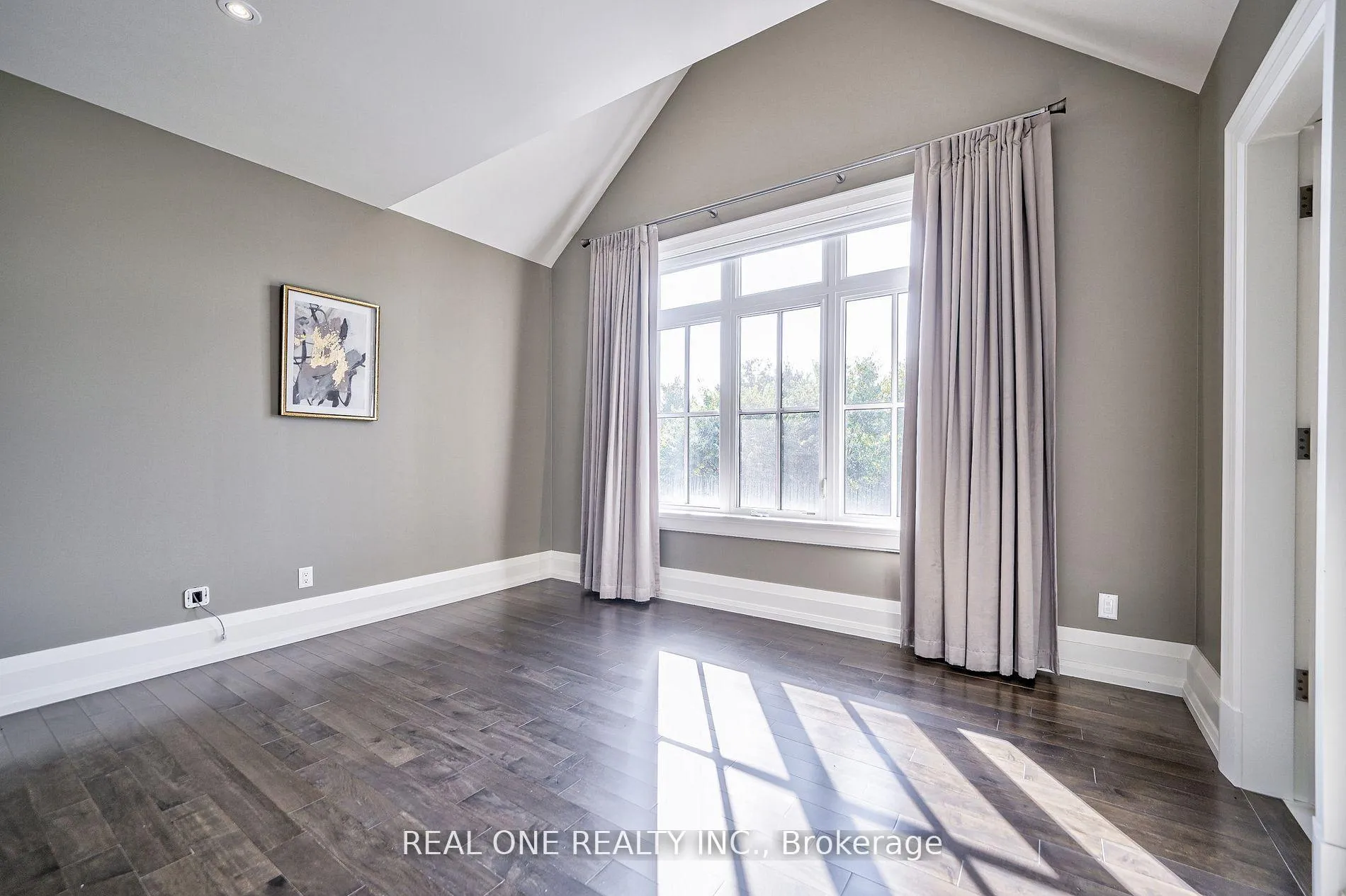 Photo 29 of 54 Davina Circle, Aurora, Aurora Estates — HOMEH