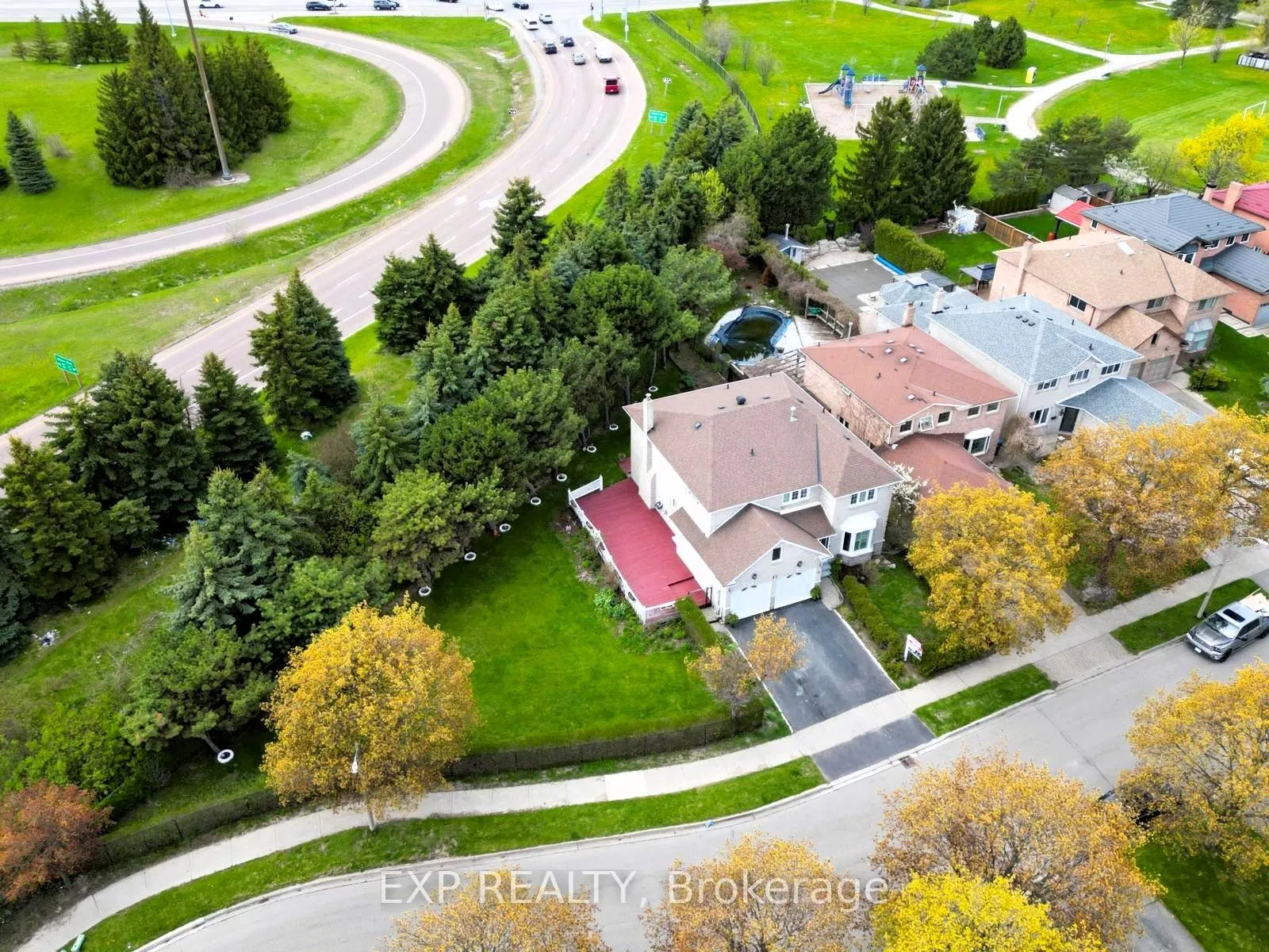 Photo 1 of 4 Leatherhead Court, Brampton, Westgate — HOMEH