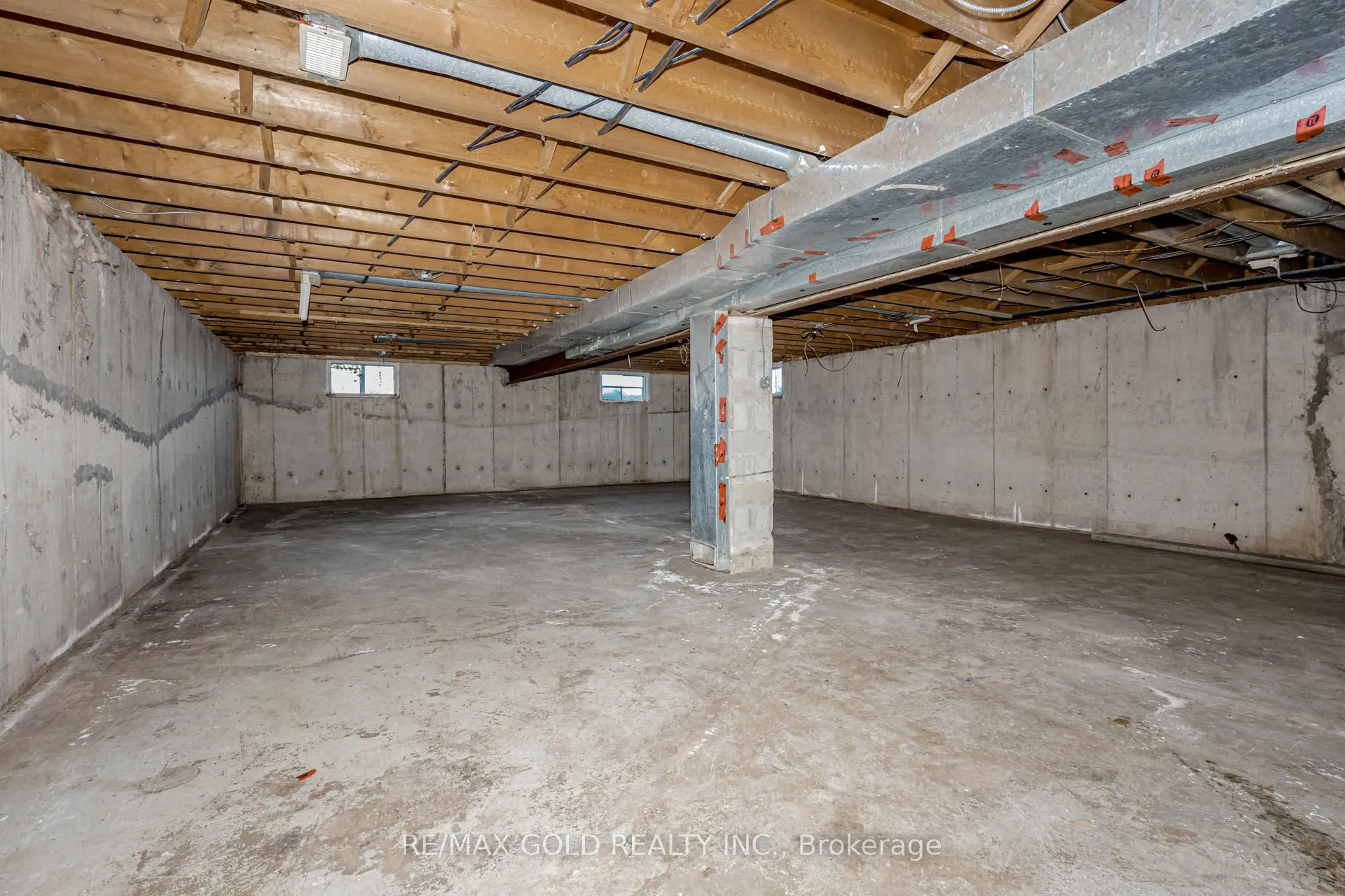 Photo 7 of 255505 9th Line, Amaranth, Rural Amaranth — HOMEH