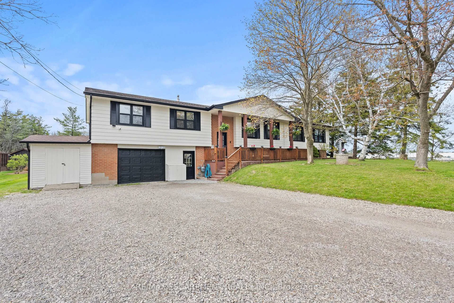 Photo 1 of 5090 Blackheath Road, Hamilton, Rural Glanbrook — HOMEH