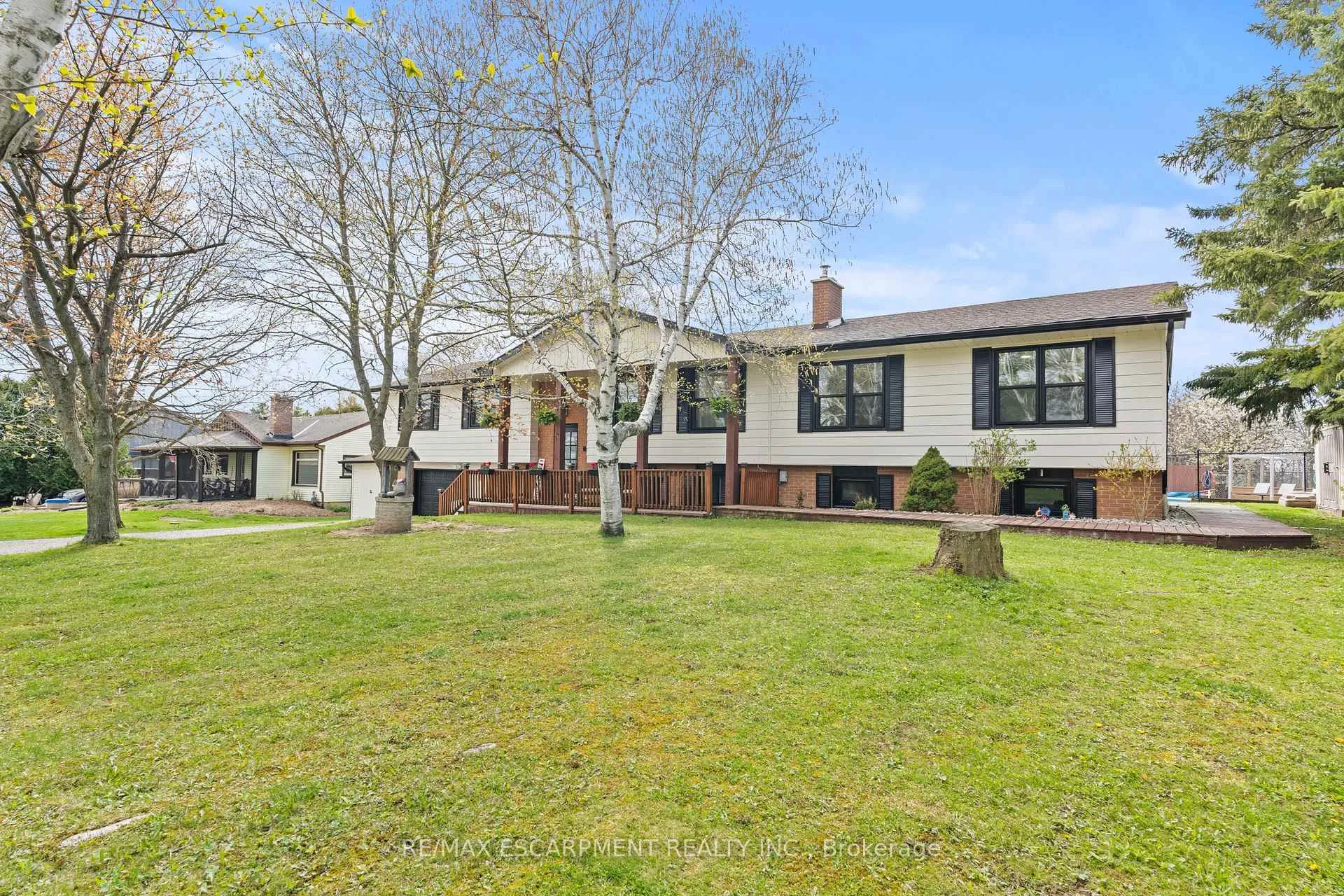 Photo 4 of 5090 Blackheath Road, Hamilton, Rural Glanbrook — HOMEH