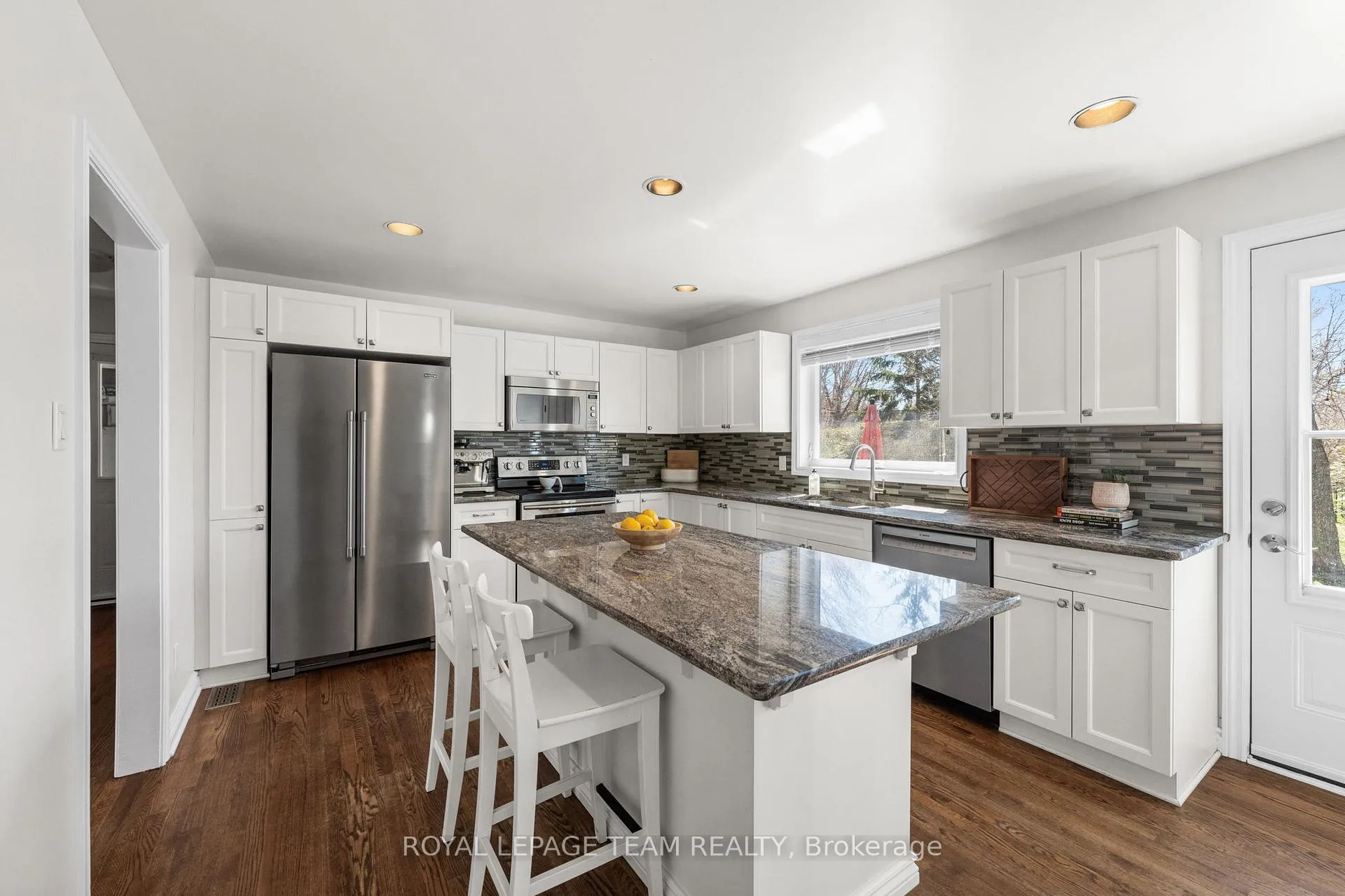 Photo 11 of 1081 Boucher Crescent, Ottawa, Manotick South to Roger Stevens — HOMEH