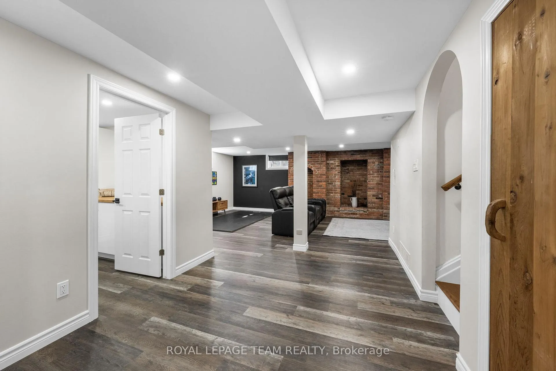 Photo 35 of 1081 Boucher Crescent, Ottawa, Manotick South to Roger Stevens — HOMEH