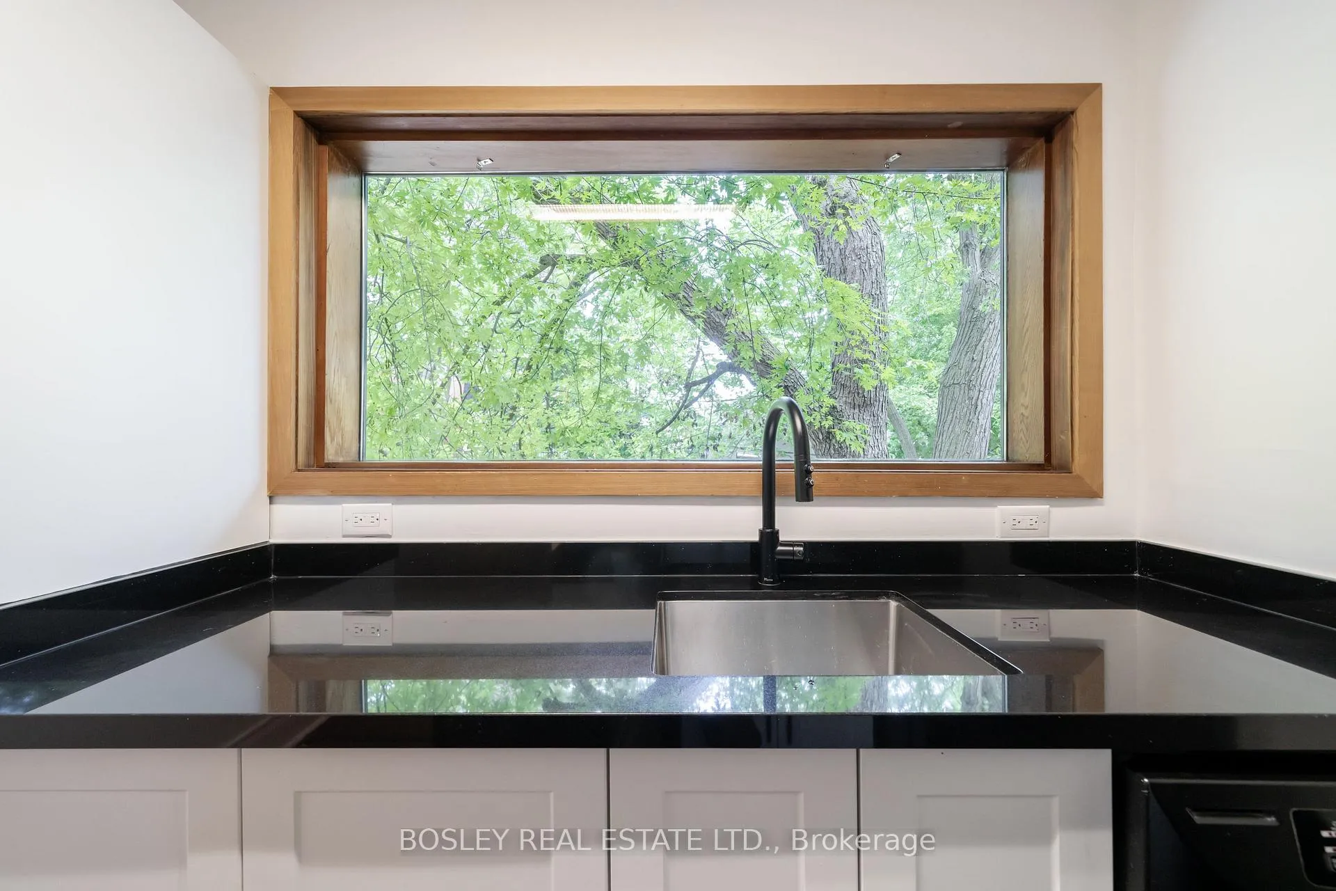 Photo 9 of 123 Hamilton Street, Toronto, South Riverdale — HOMEH