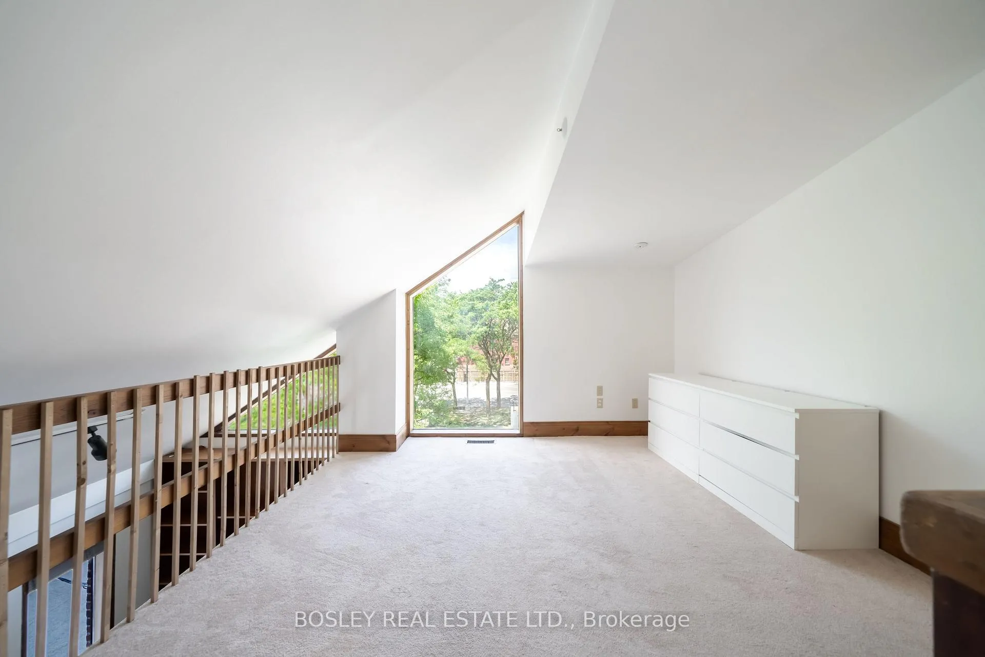Photo 13 of 123 Hamilton Street, Toronto, South Riverdale — HOMEH