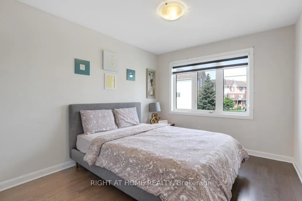 Photo 20 of 900 Serrano Street, Ottawa, Avalon East — HOMEH