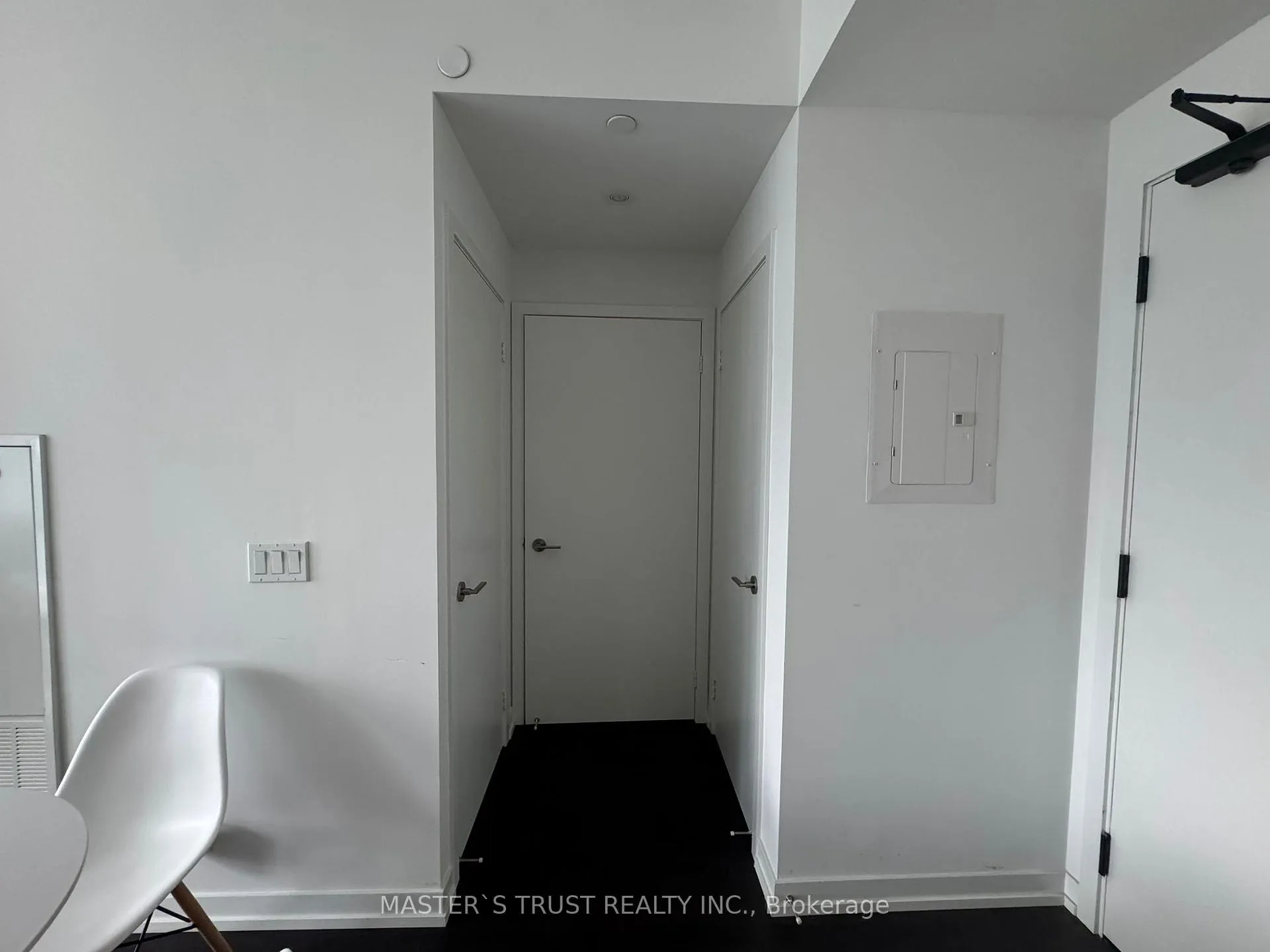 Photo 3 of Unit #5008, 55 Mercer St Common, Toronto, Waterfront Communities — HOMEH