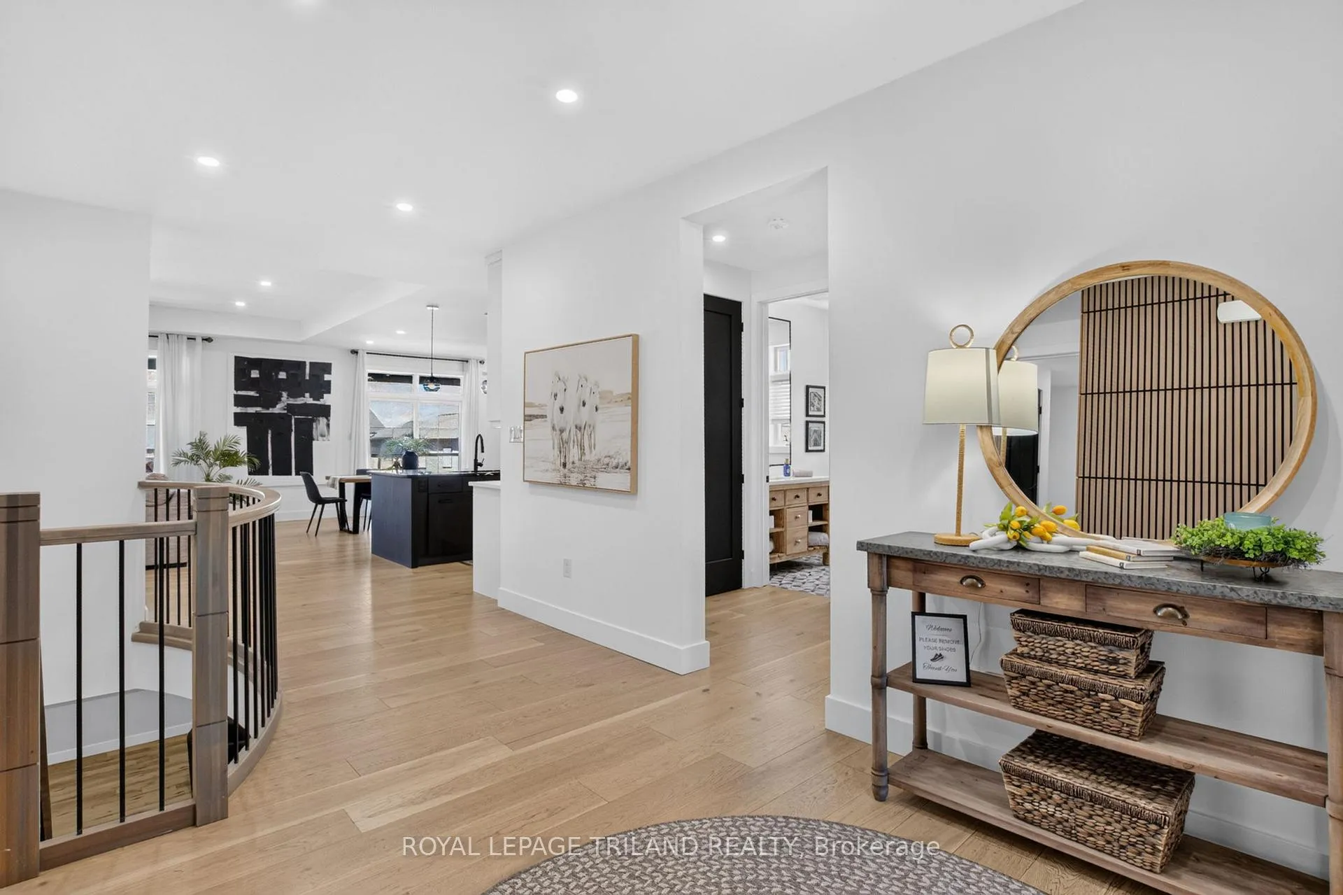 Photo 10 of 1757 Upper West Avenue, London, South B — HOMEH