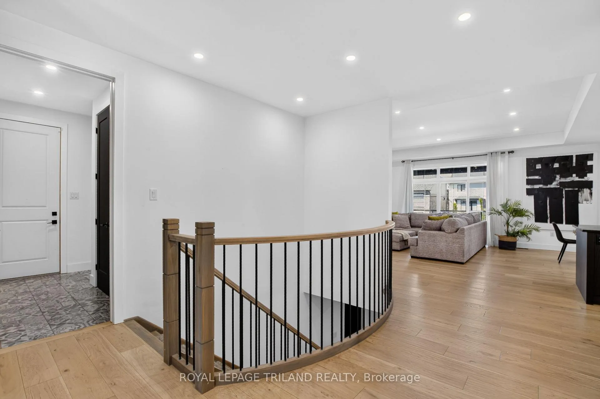 Photo 11 of 1757 Upper West Avenue, London, South B — HOMEH